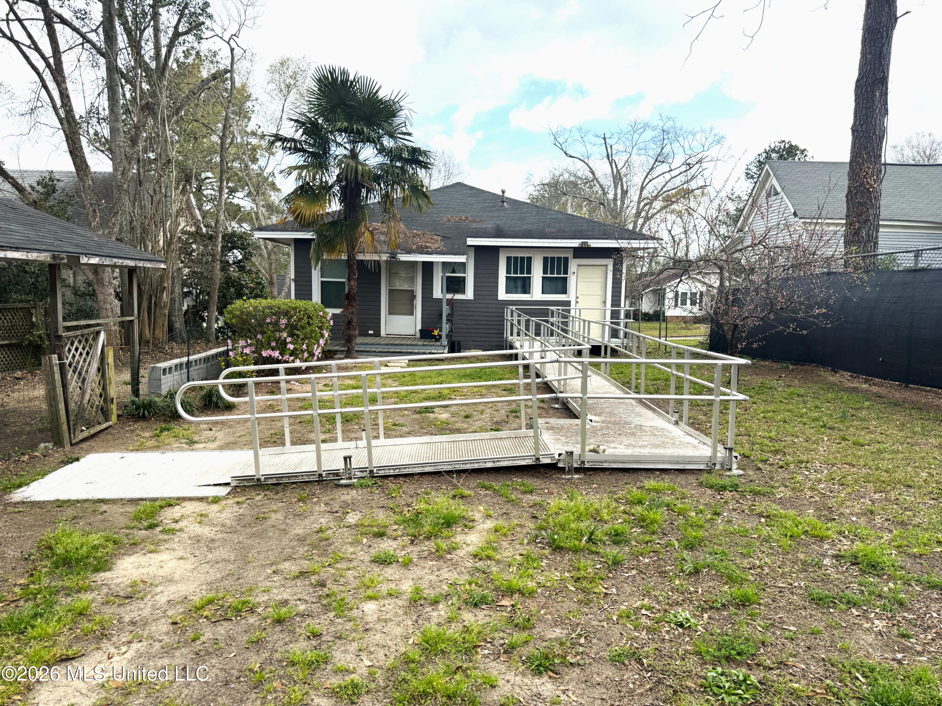 721 Minnesota Avenue Property Photo 9