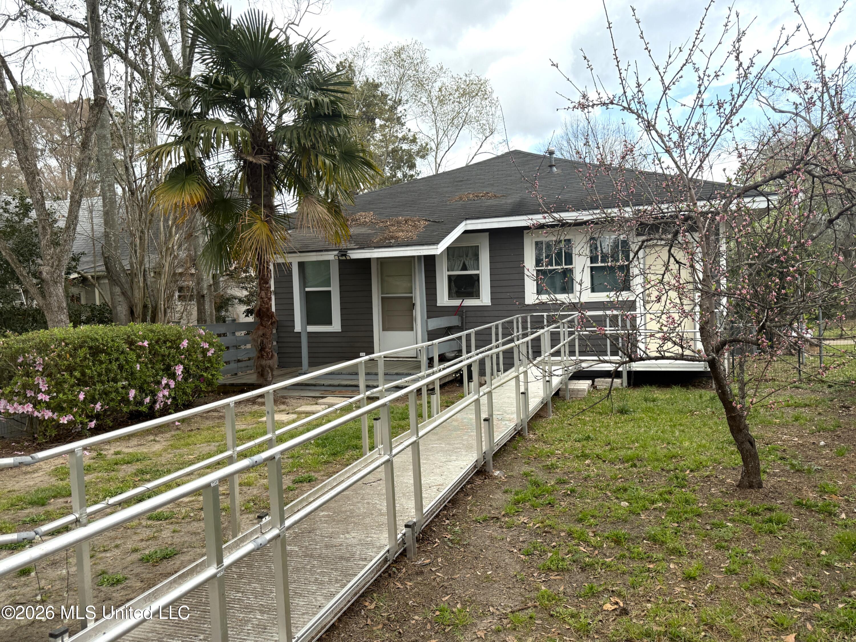 721 Minnesota Avenue Property Photo 12