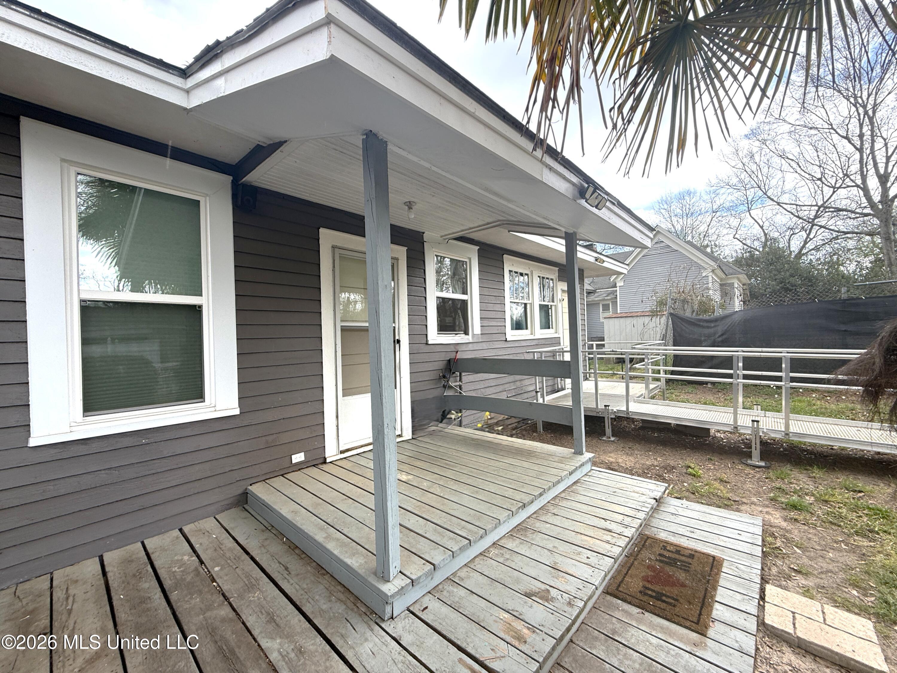 721 Minnesota Avenue Property Photo 18