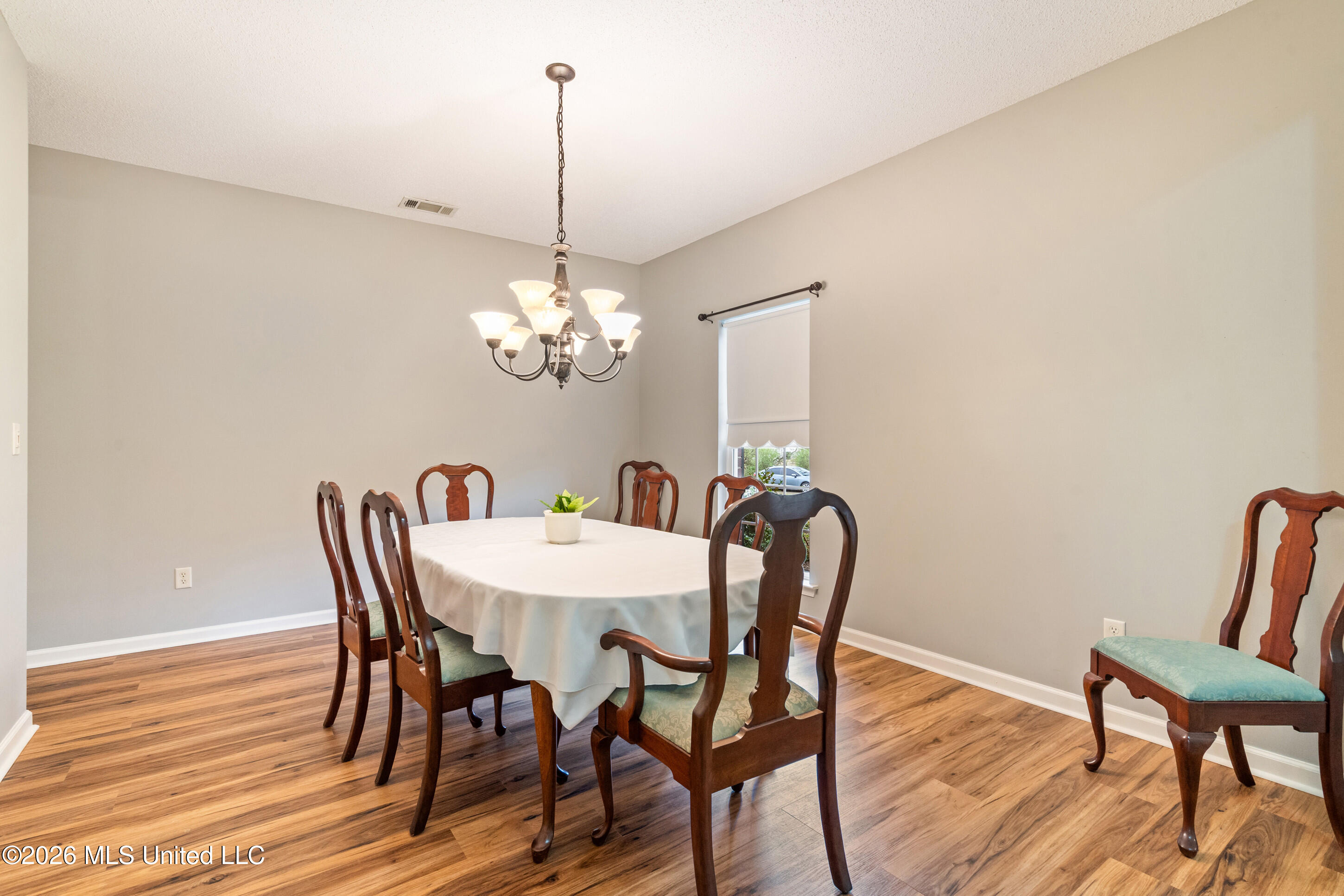 1808 Marcia Louise Drive Property Photo 4