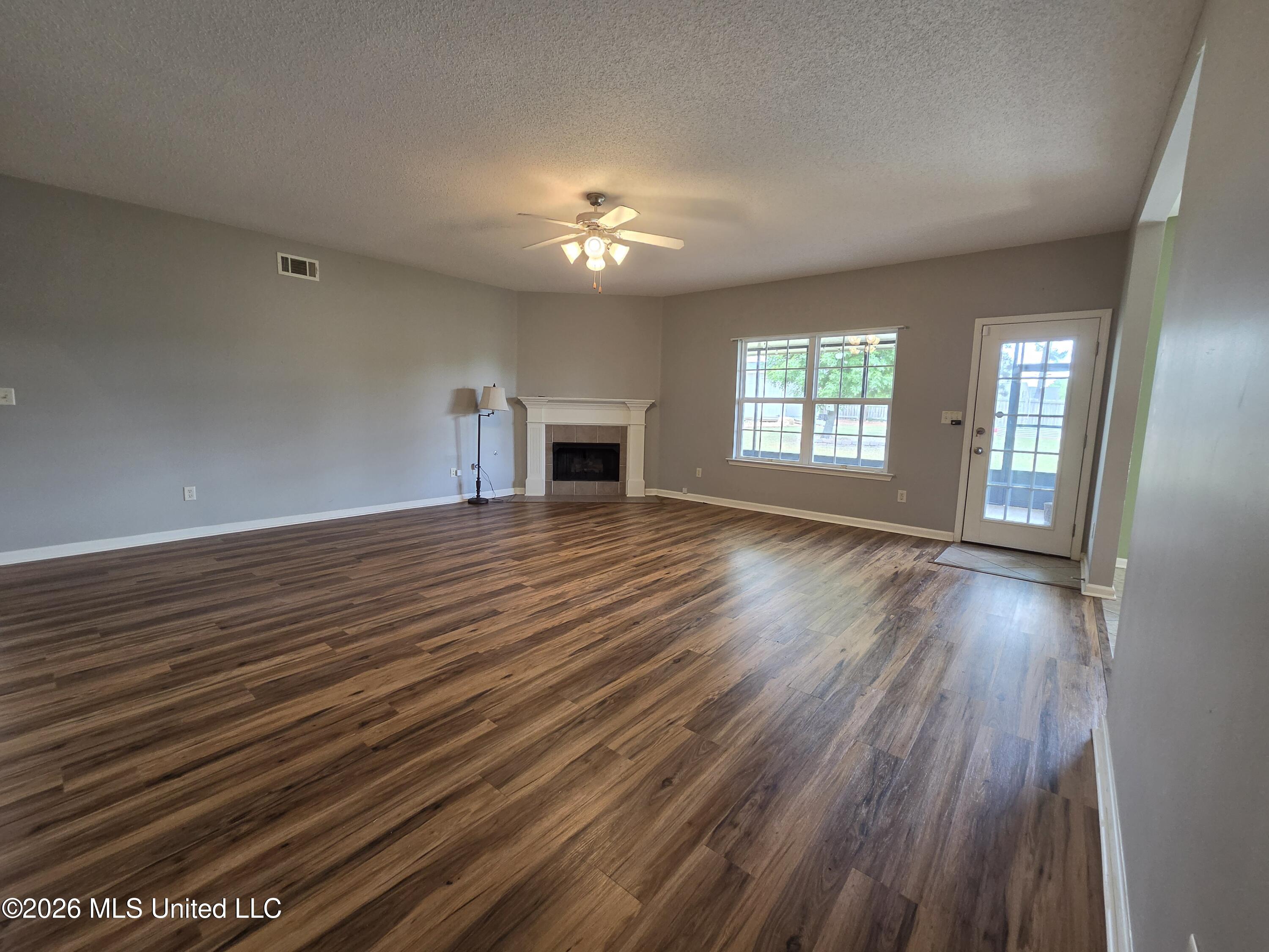1808 Marcia Louise Drive Property Photo 6
