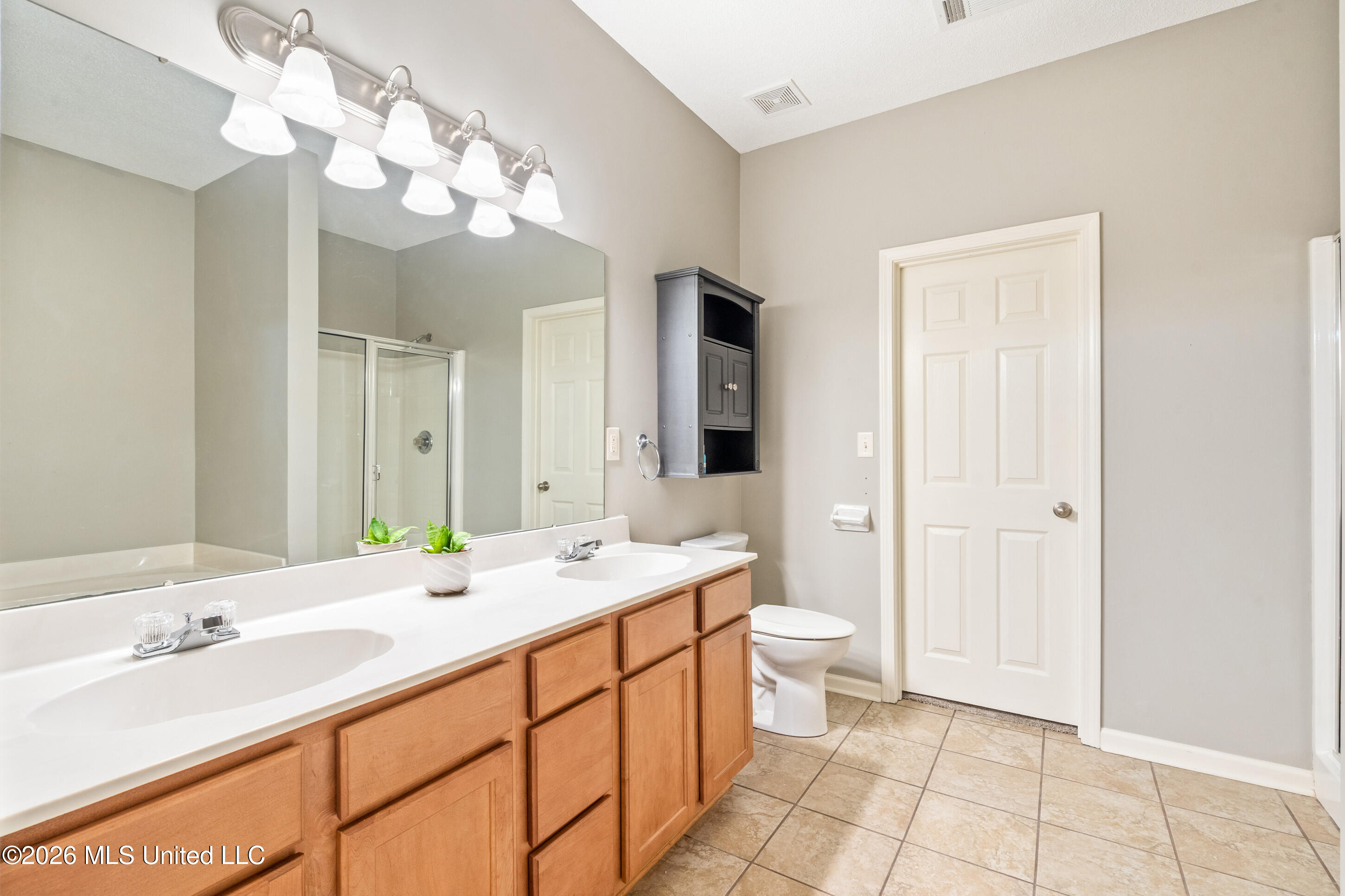 1808 Marcia Louise Drive Property Photo 17