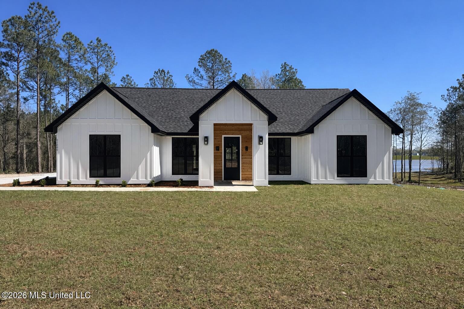 21080 Disalvo Lane Property Photo 1