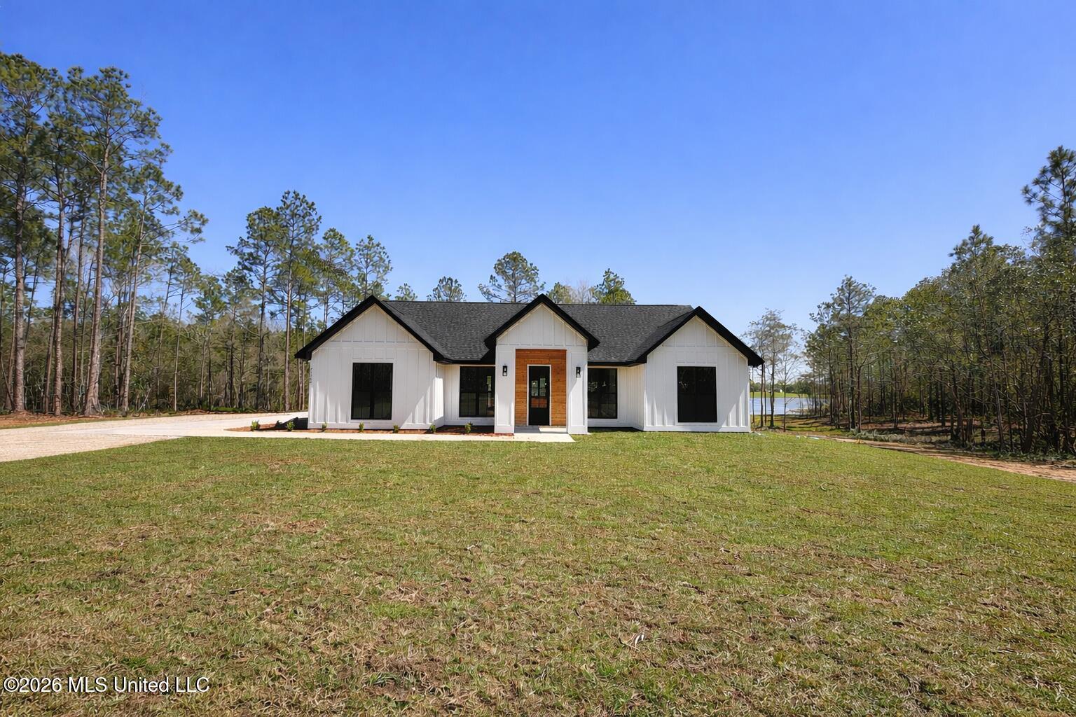 21080 Disalvo Lane Property Photo 3