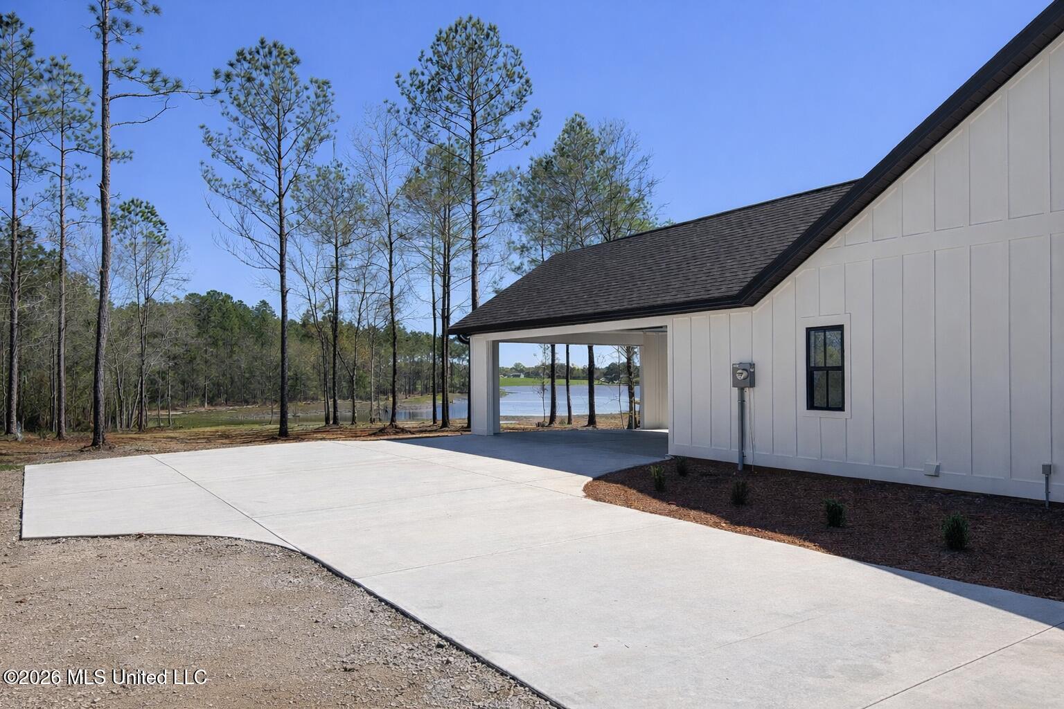 21080 Disalvo Lane Property Photo 4