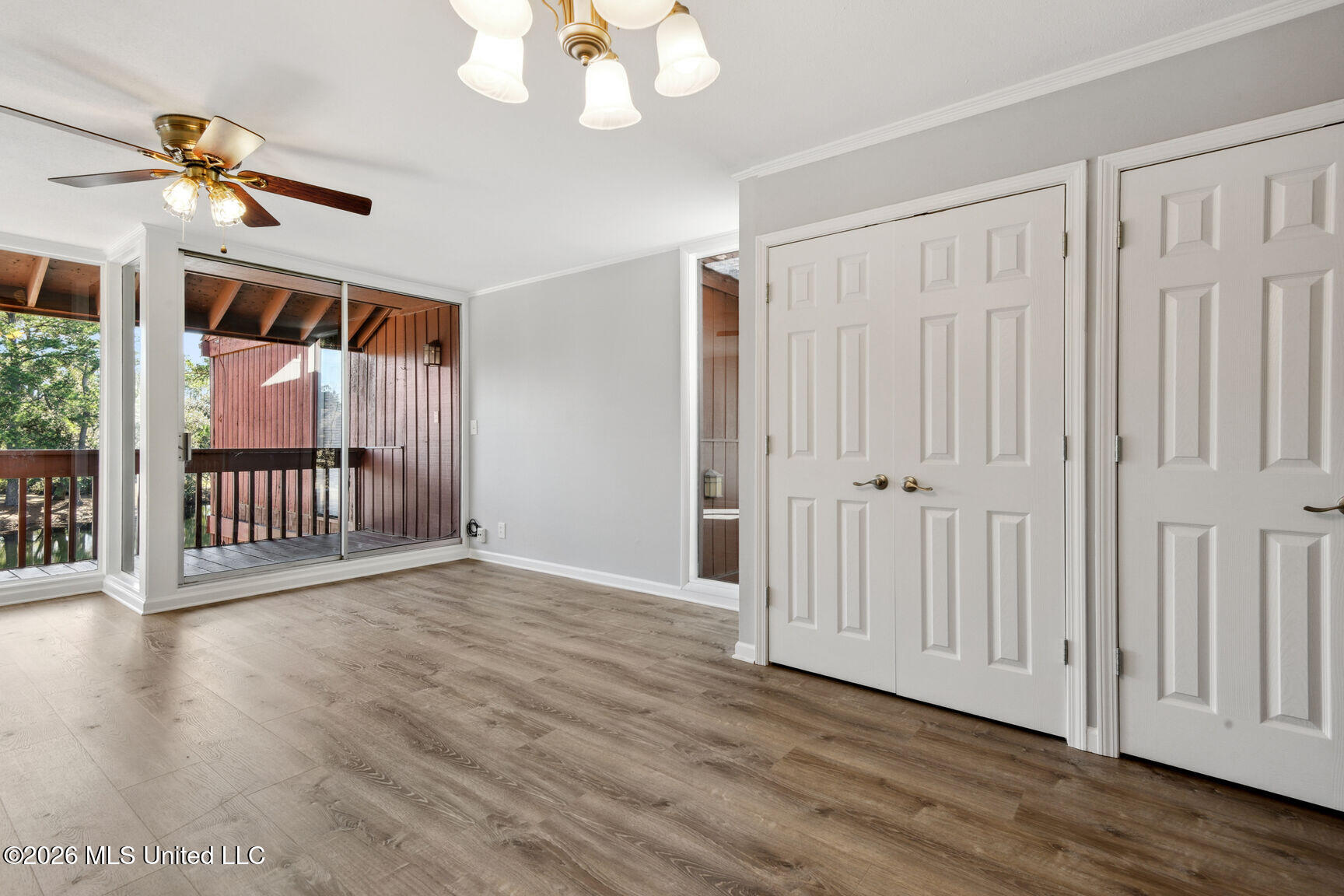205 Lakeside Villa Property Photo 8