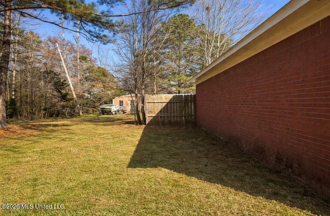 626 David Cove Property Photo 11