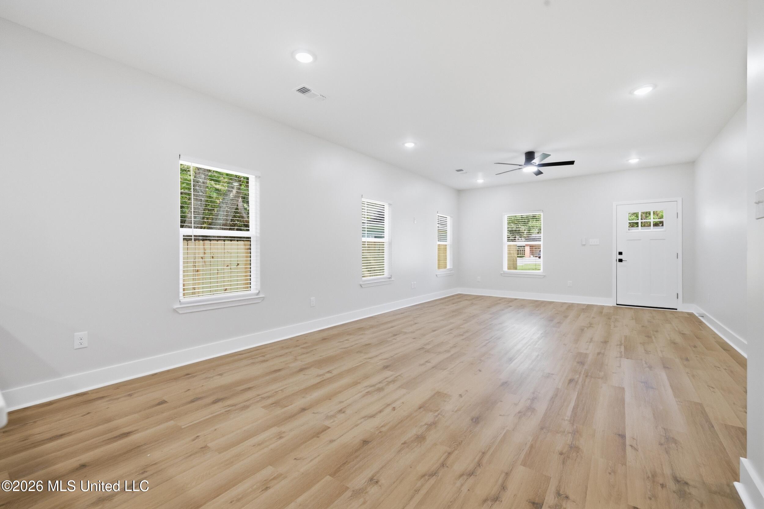 154 Balmoral Avenue Property Photo 6