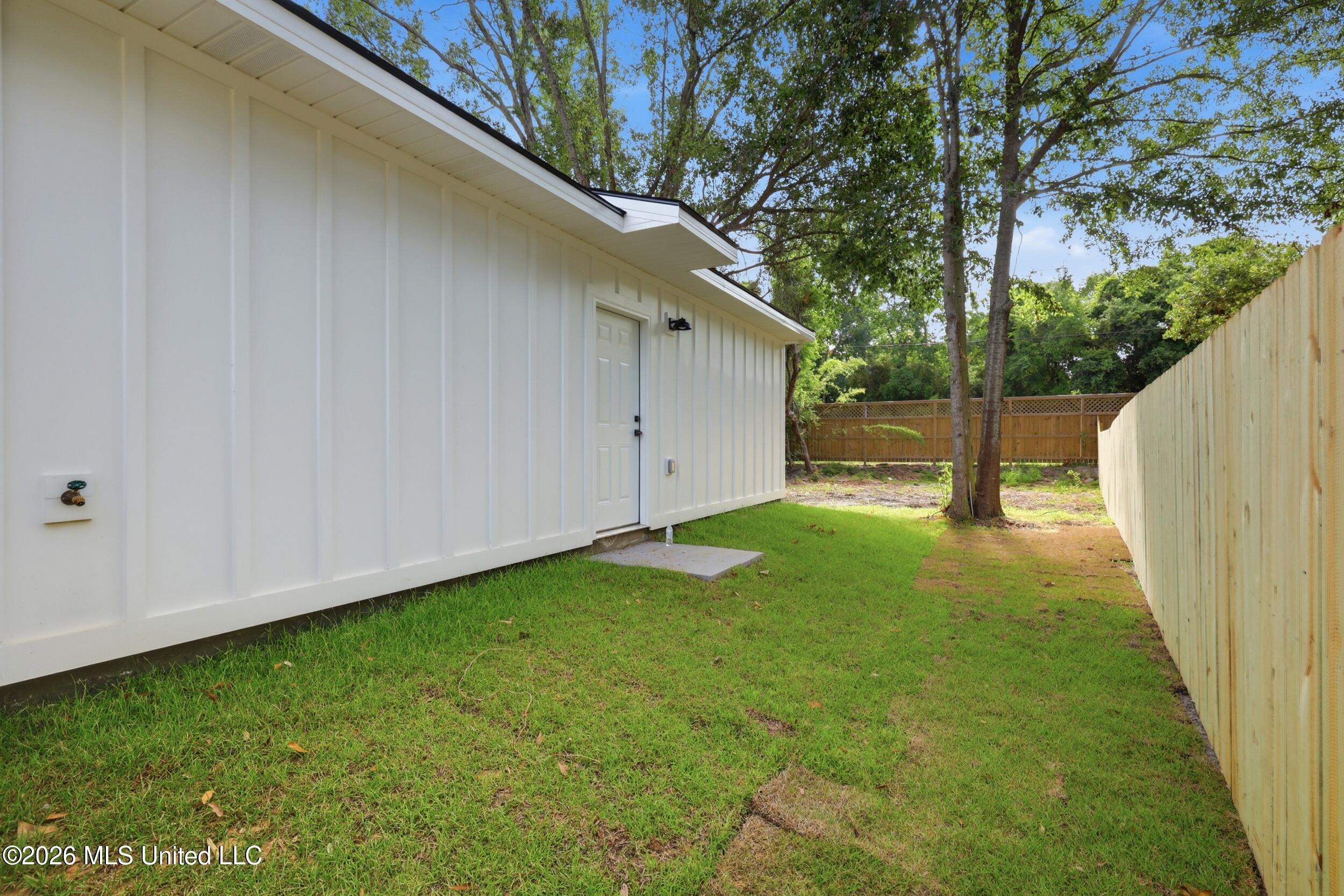 154 Balmoral Avenue Property Photo 12