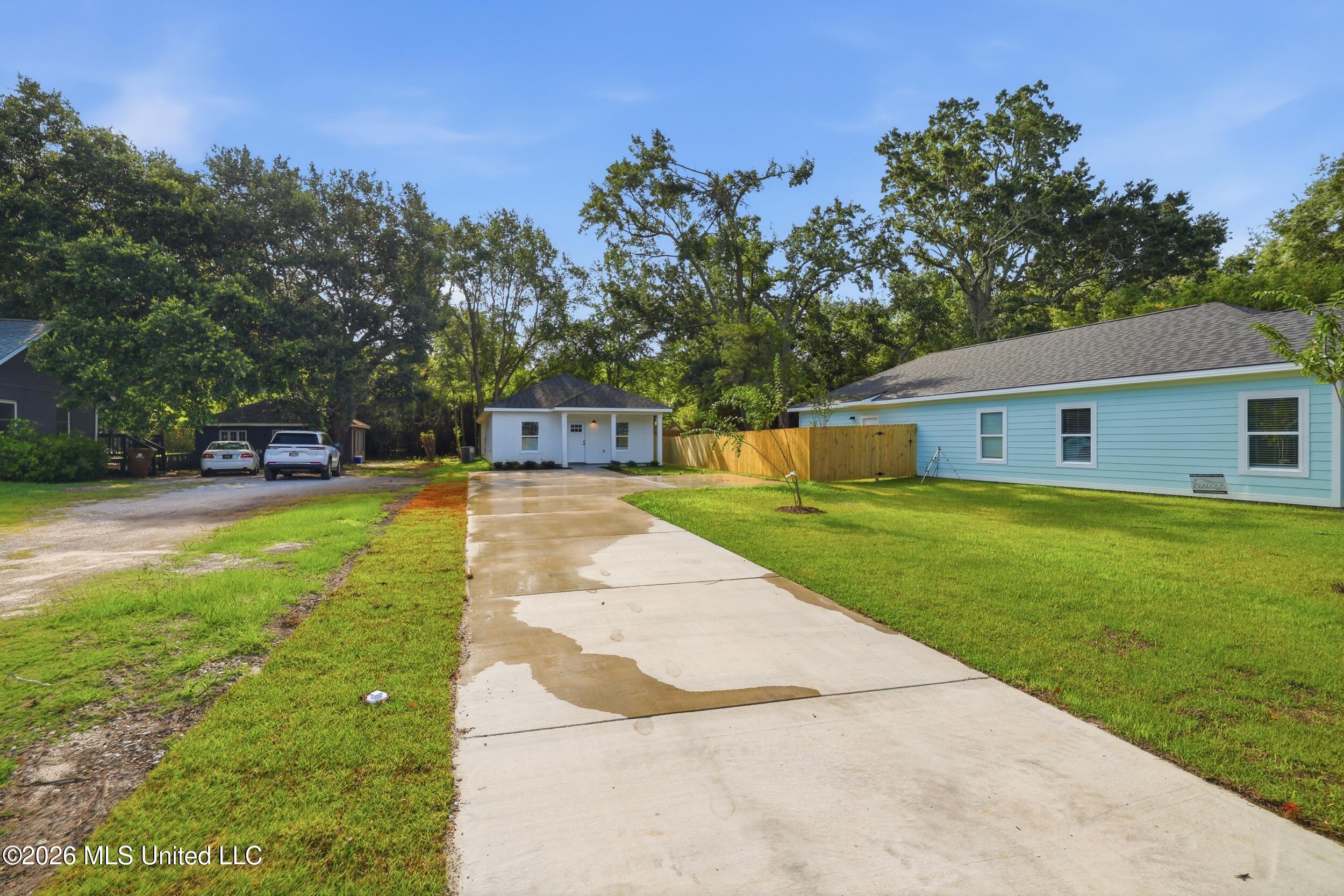 154 Balmoral Avenue Property Photo 16