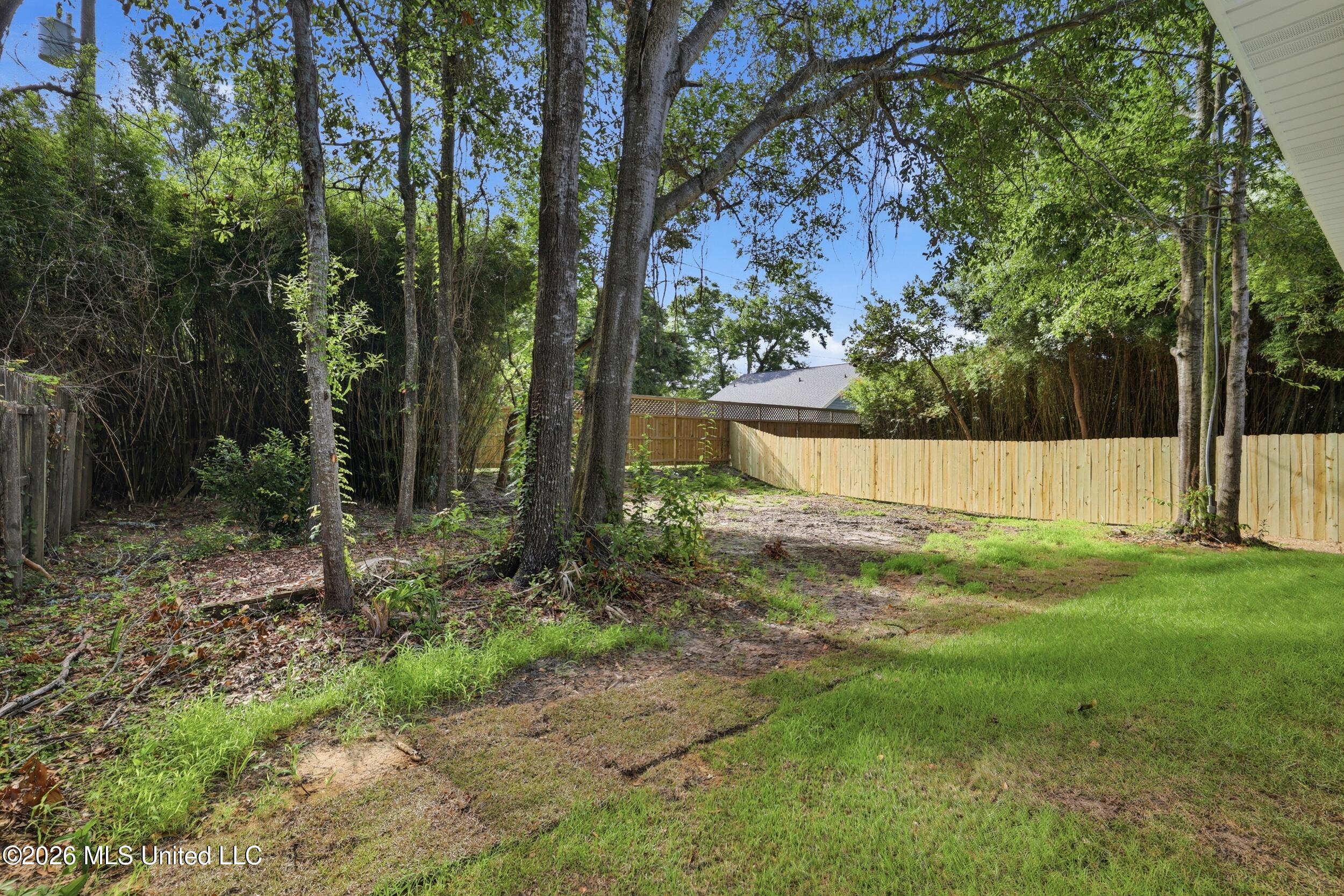 154 Balmoral Avenue Property Photo 39