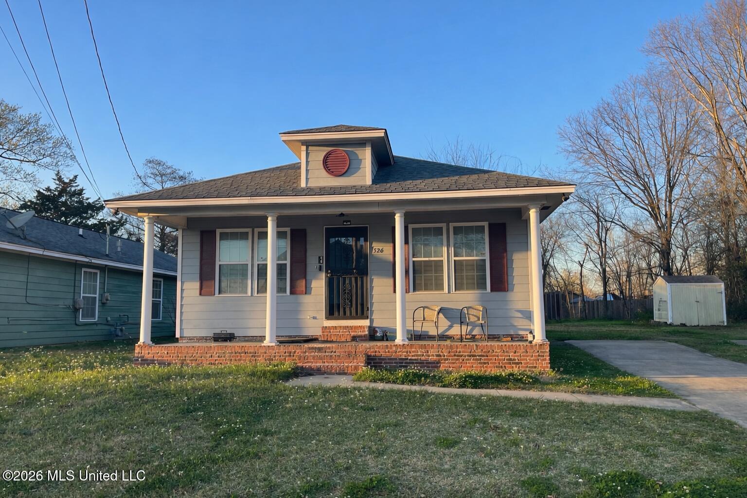 526 W Porter Street Property Photo 1