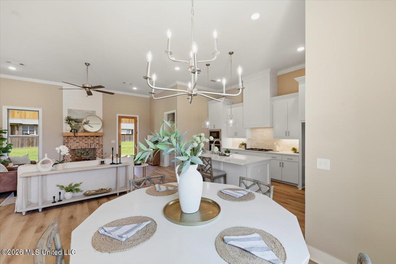 142 Palace Crossing Property Photo 16
