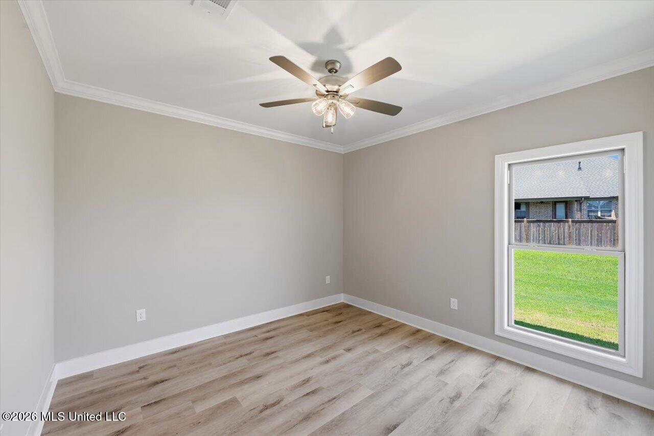 142 Palace Crossing Property Photo 29
