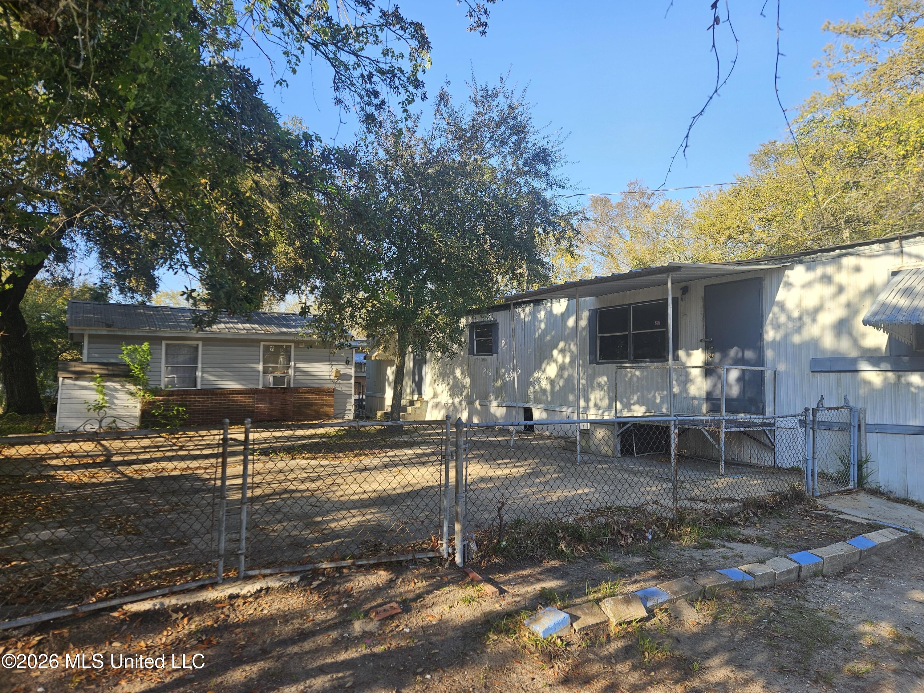 2000 18th Avenue Property Photo 13