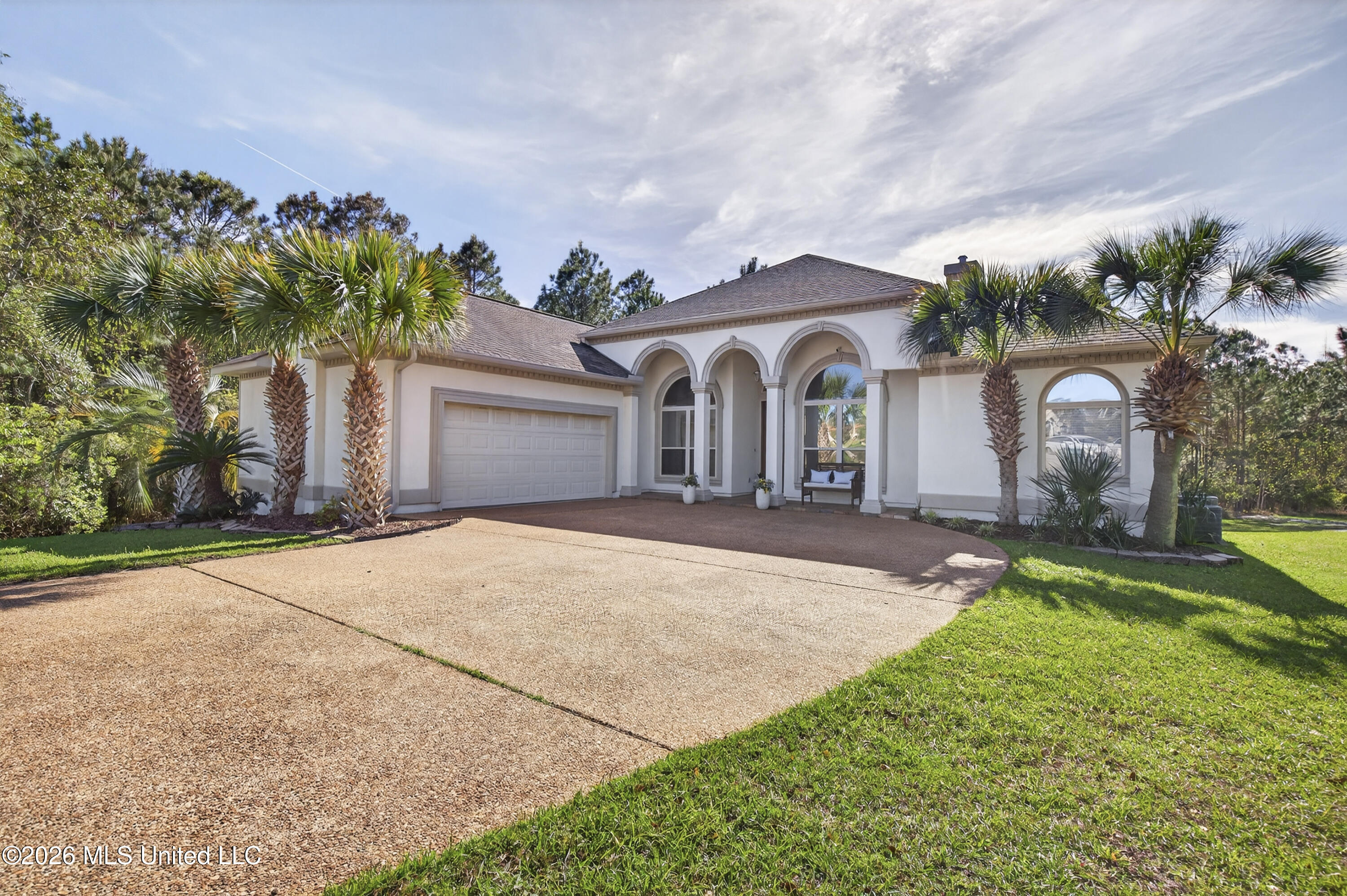 756 Troon Court Property Photo 3