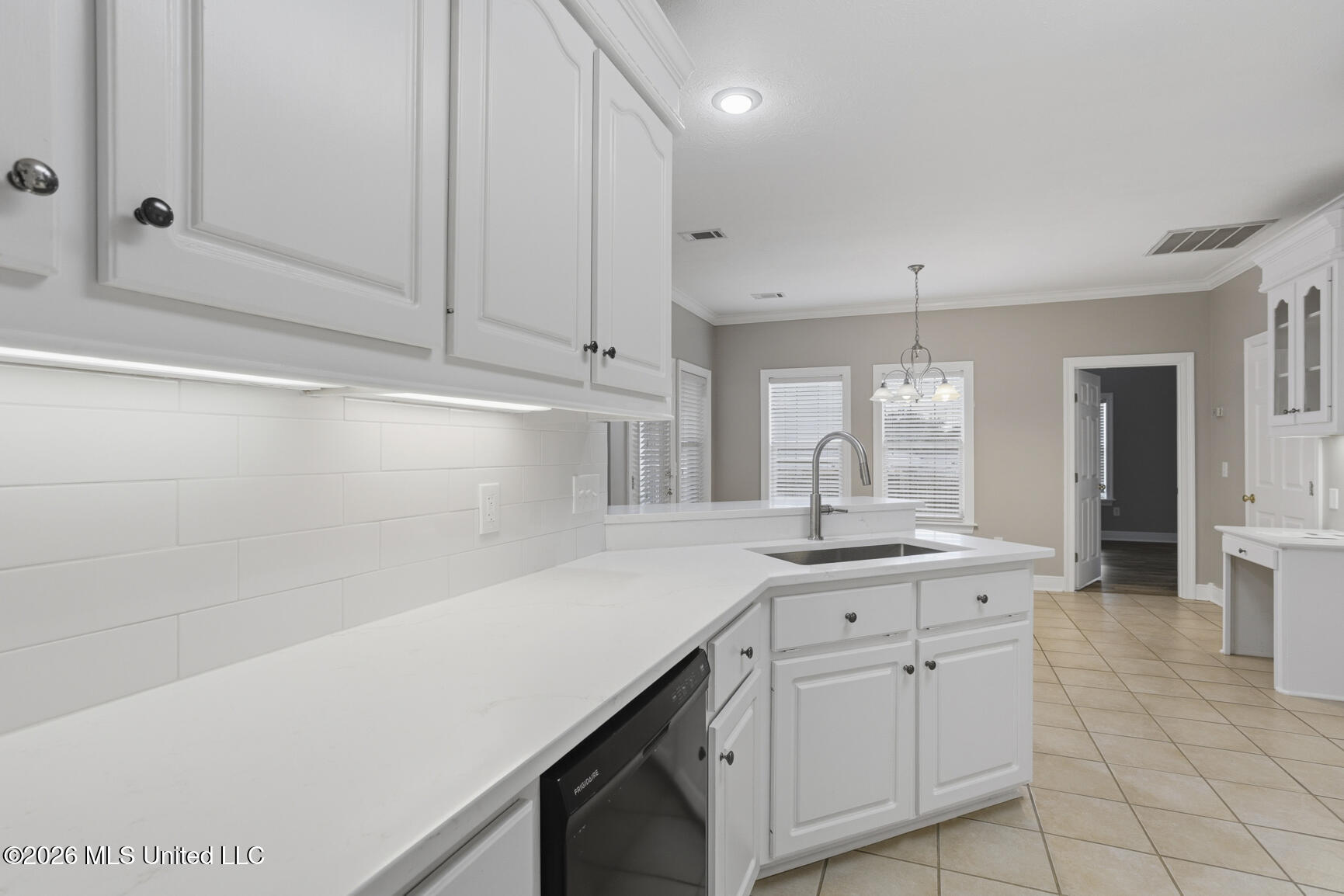 209 Park Ridge Drive Property Photo 10