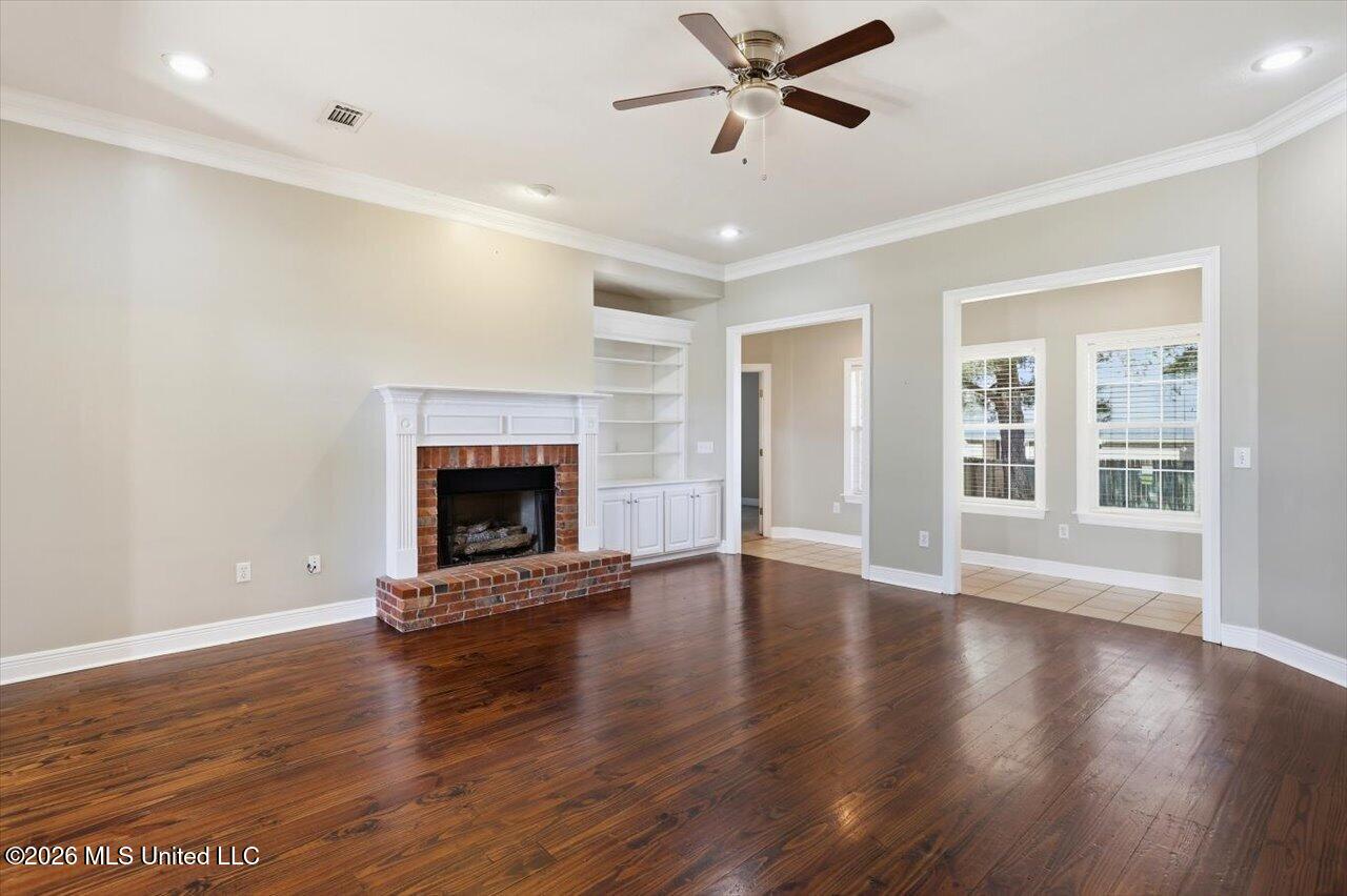 209 Park Ridge Drive Property Photo 14