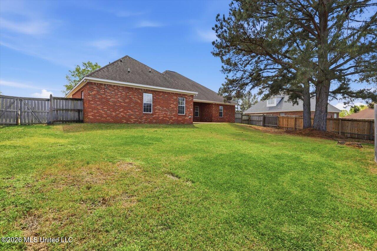 209 Park Ridge Drive Property Photo 33