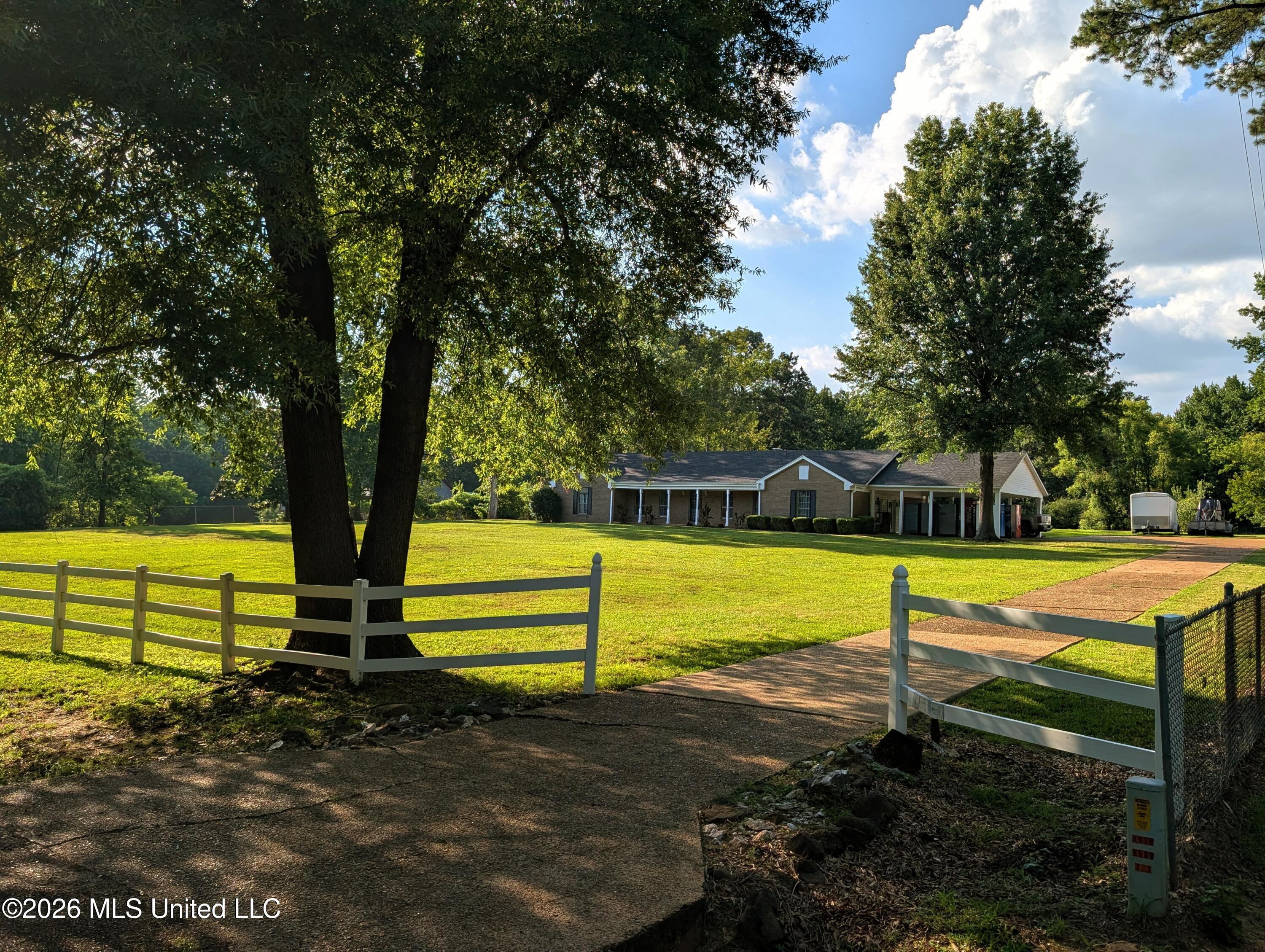 5656 Coleman Road Property Photo 2
