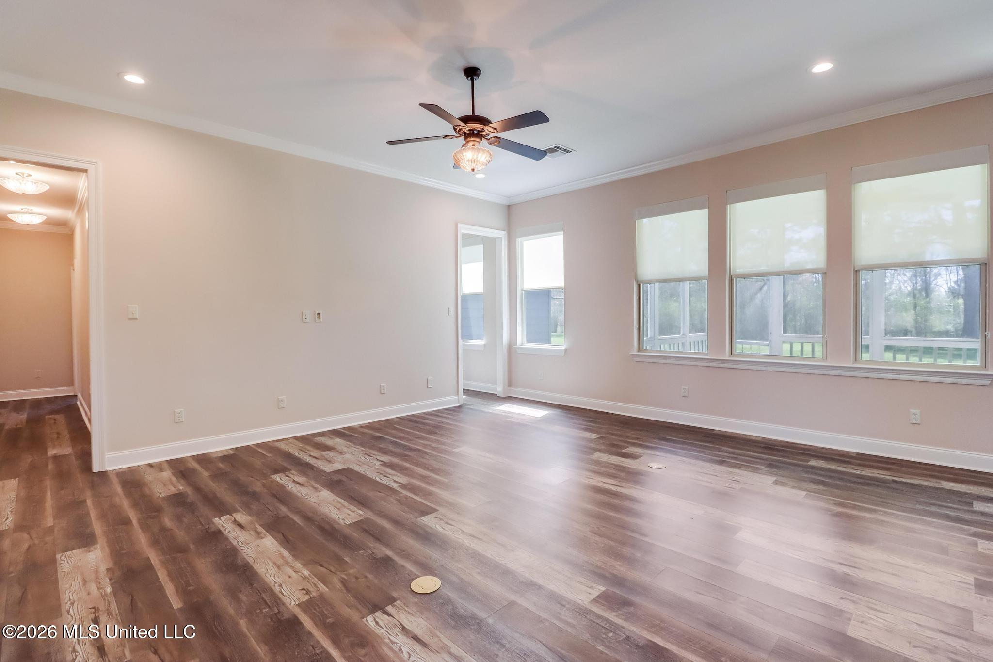 195 Pinecrest Drive Property Photo 10