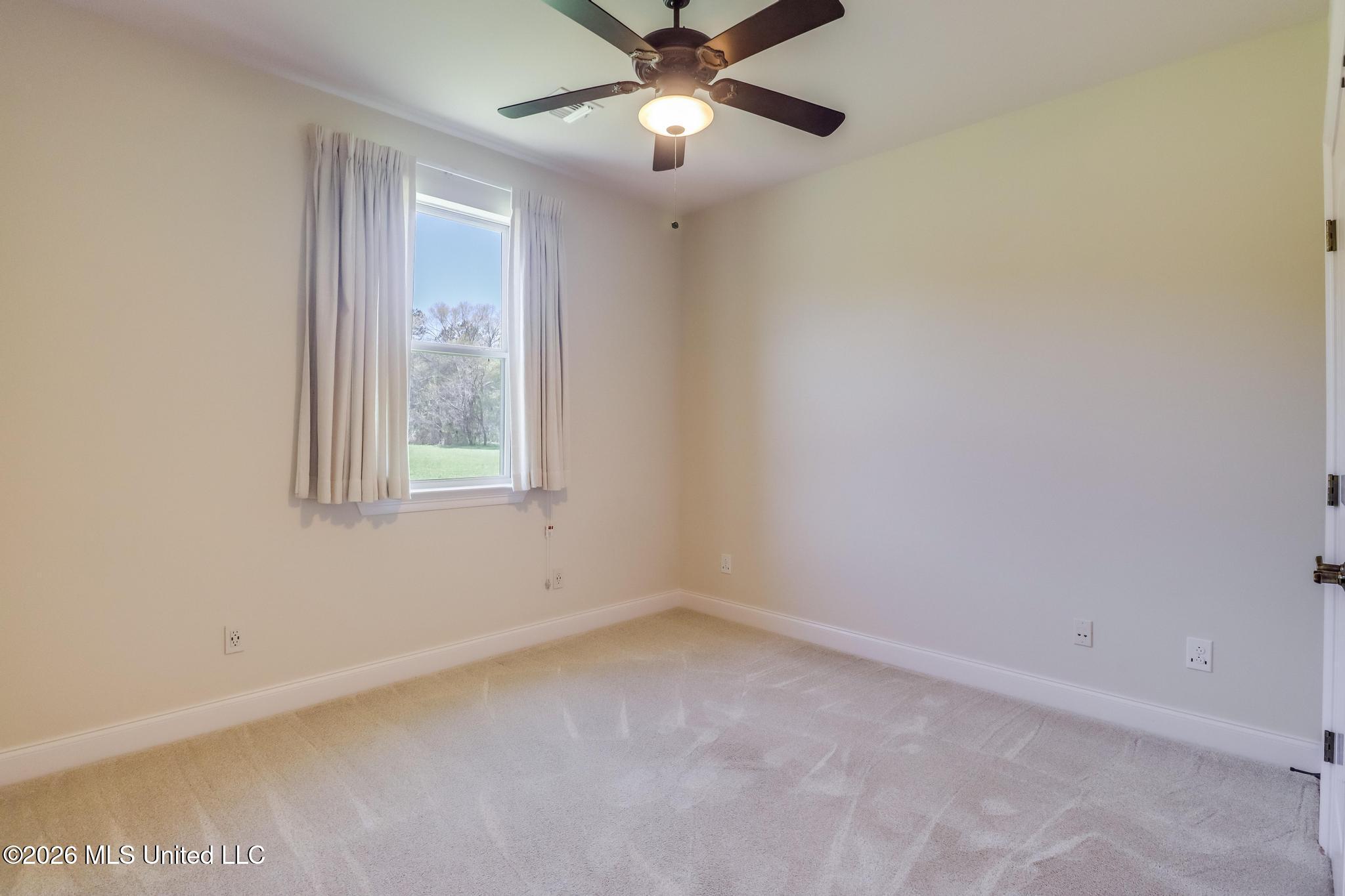 195 Pinecrest Drive Property Photo 24