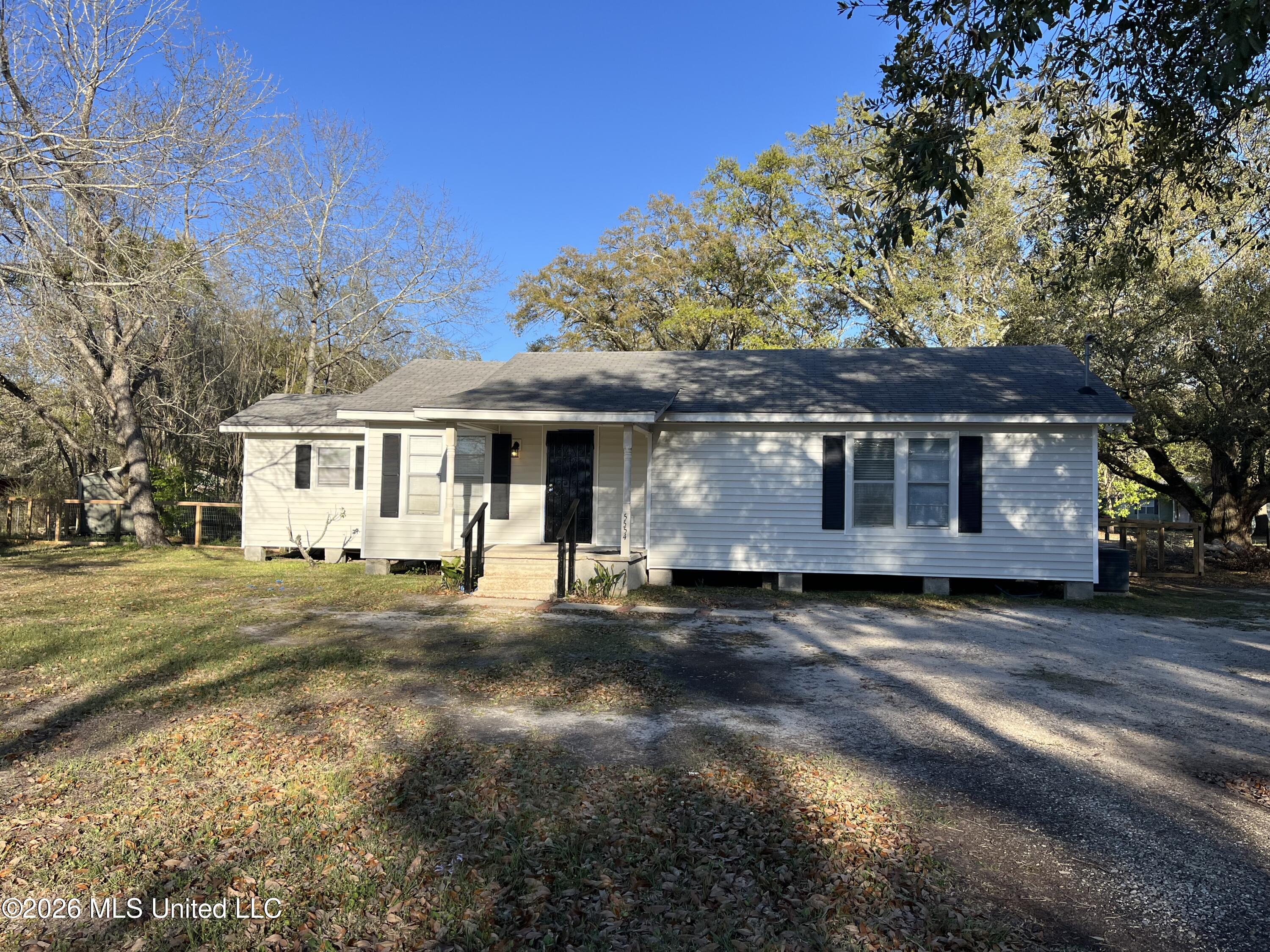 5554 Daugherty Road Property Photo 1