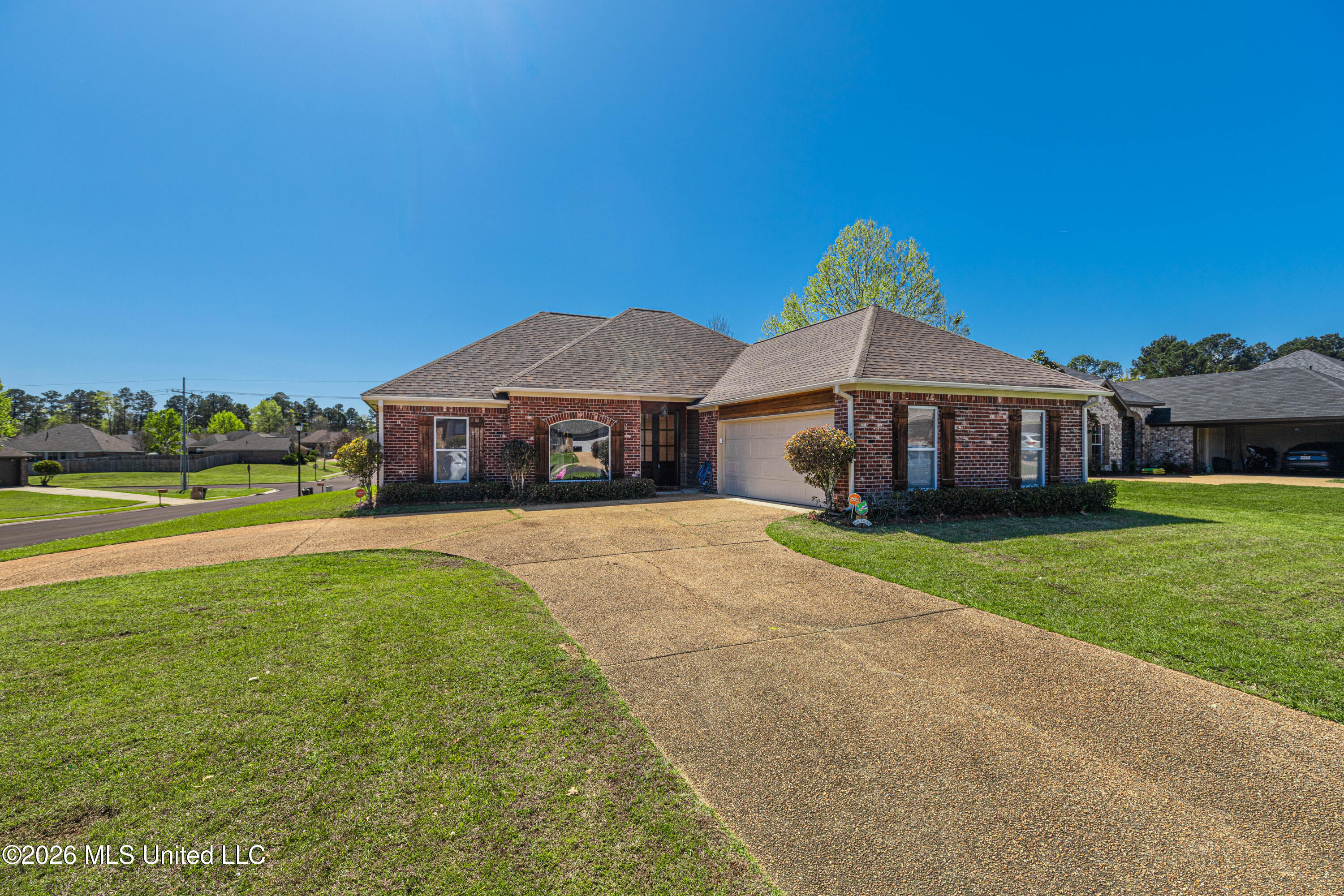 301 Spring Hill Point Property Photo 1