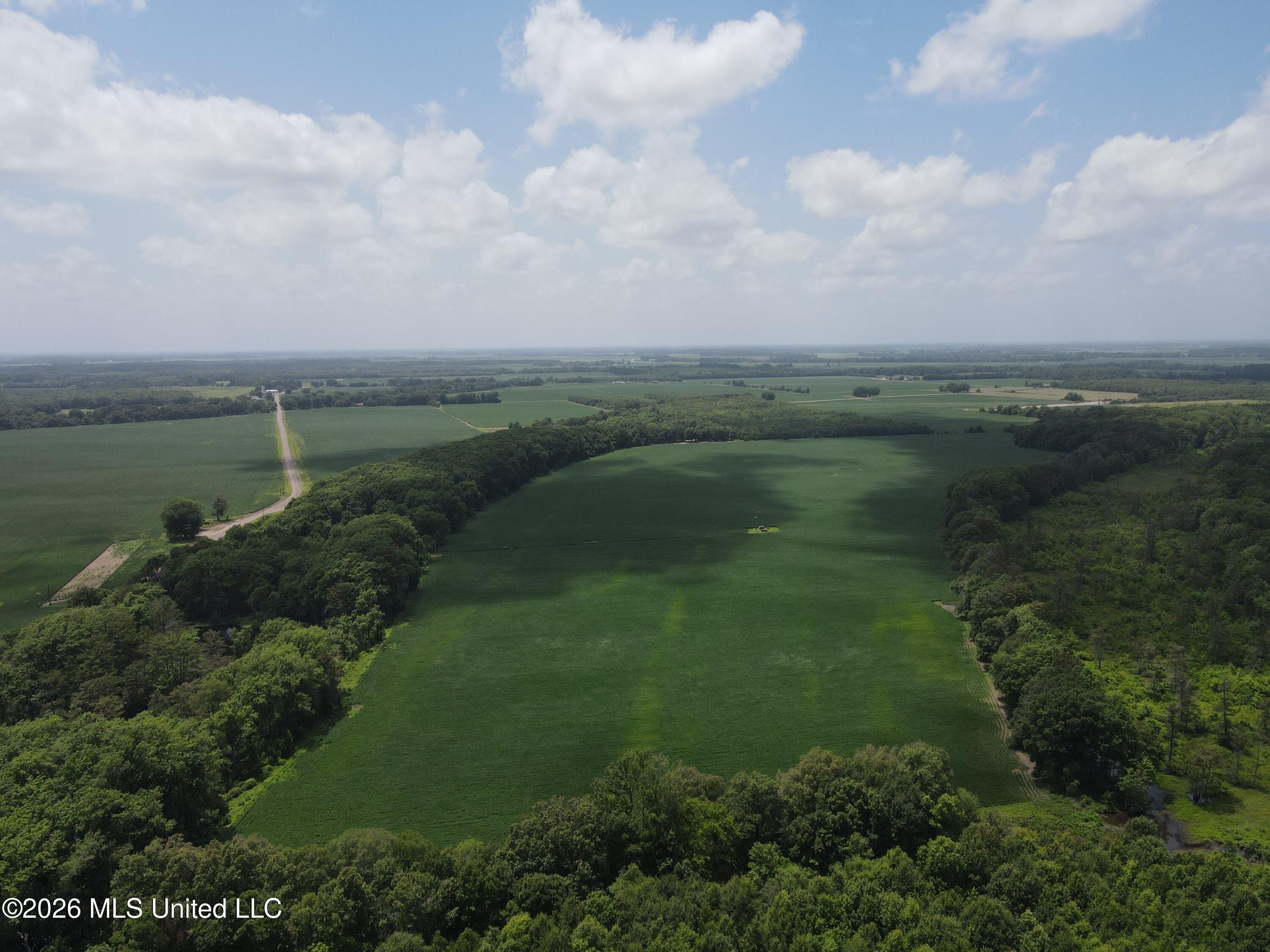 Airport Road Property Photo 20