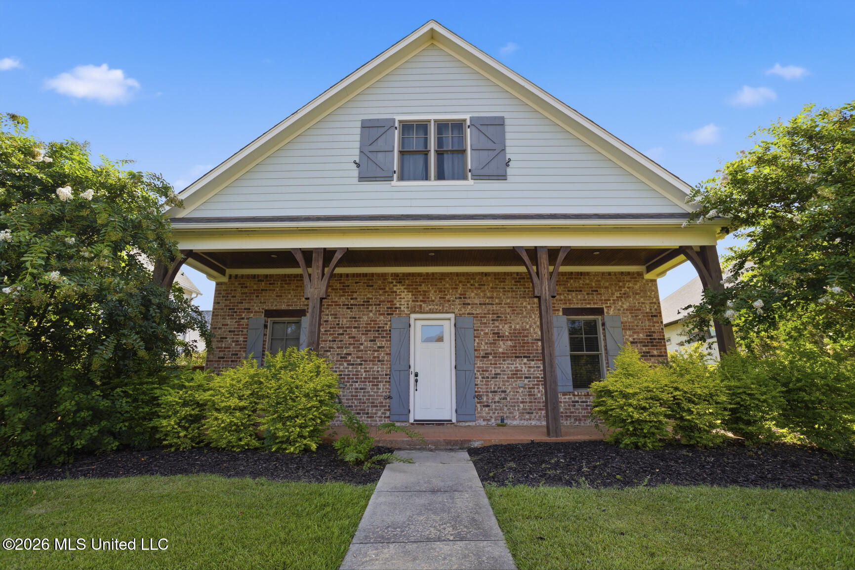 606 Arbor Way Property Photo 1