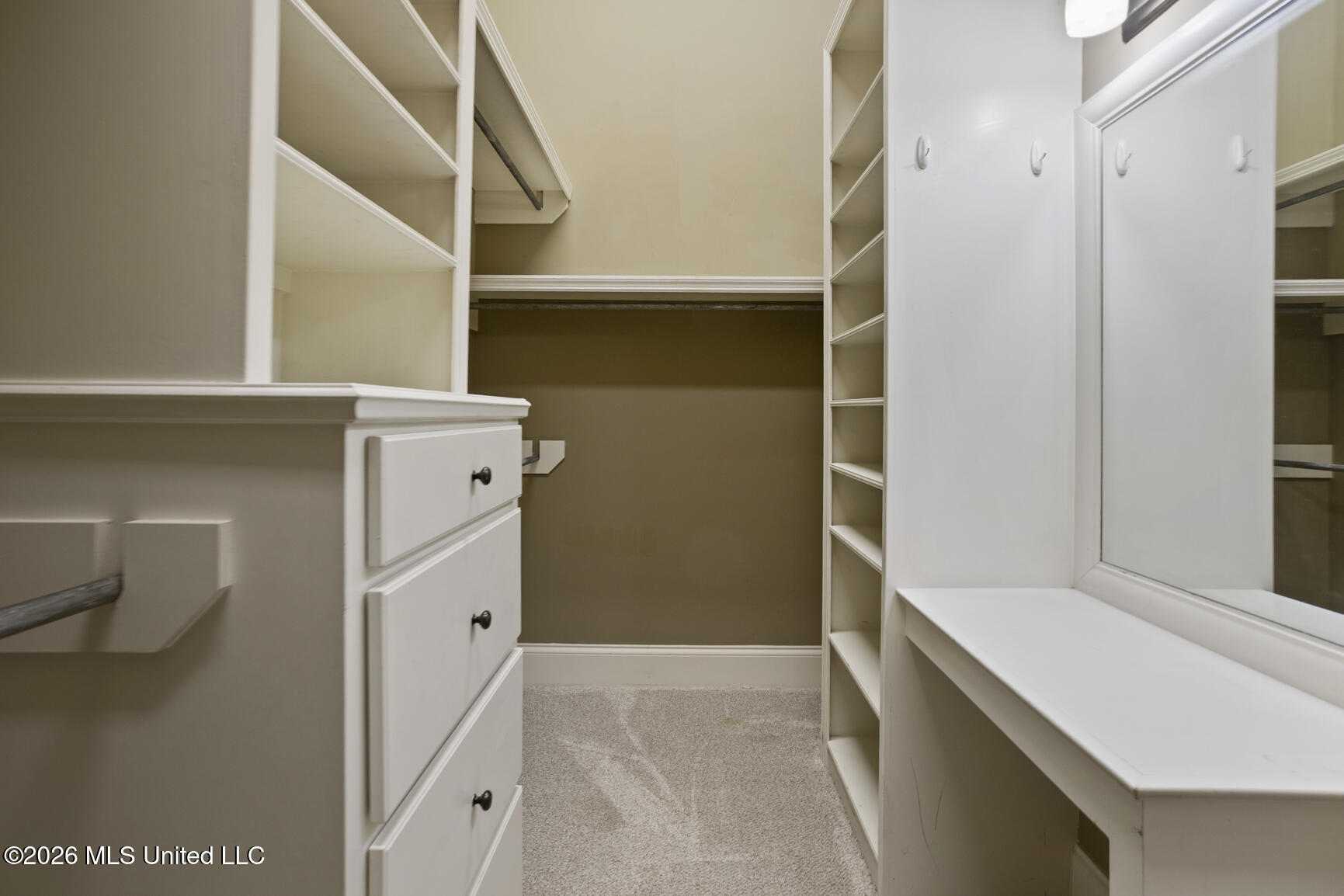606 Arbor Way Property Photo 34