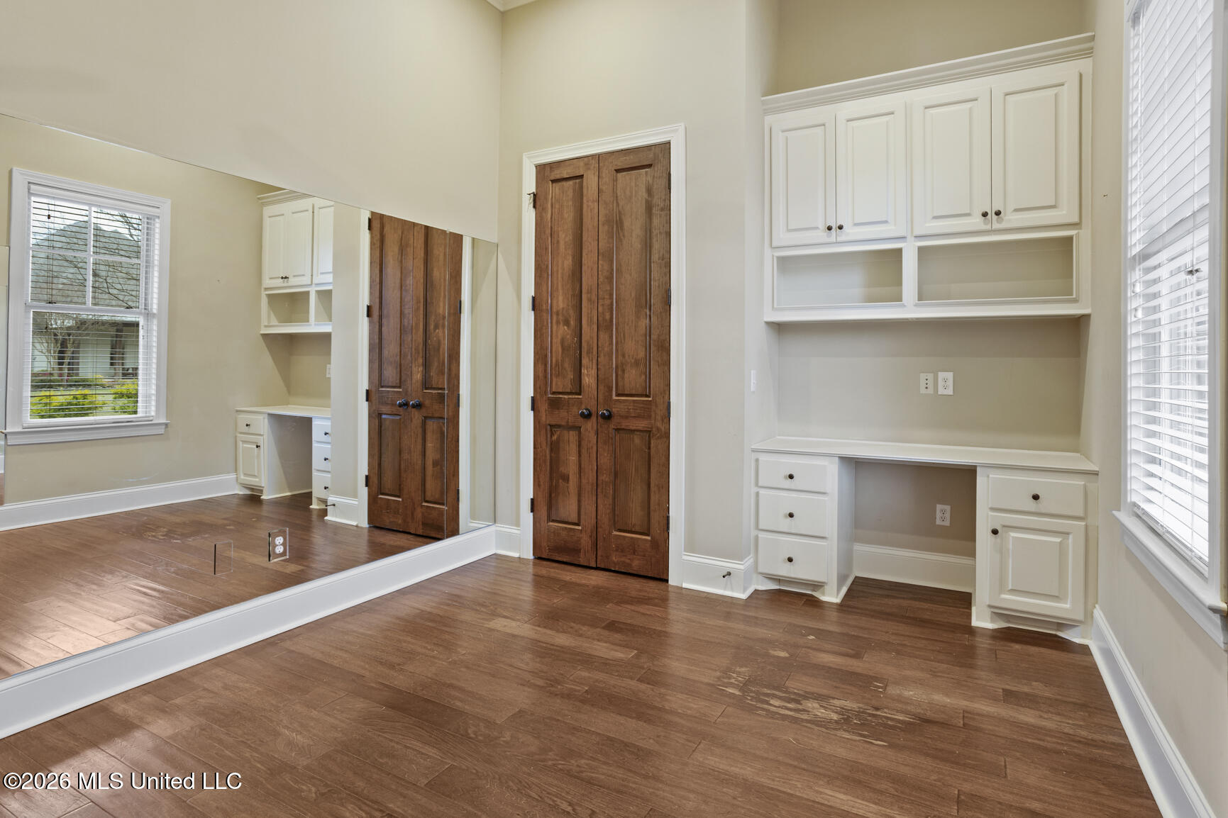 606 Arbor Way Property Photo 36