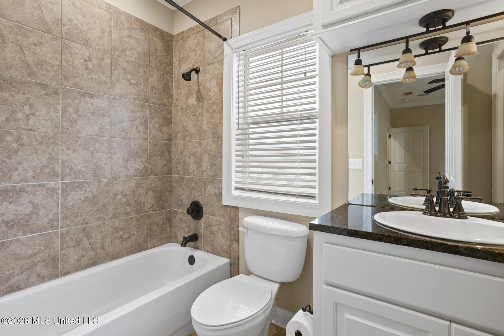 606 Arbor Way Property Photo 41