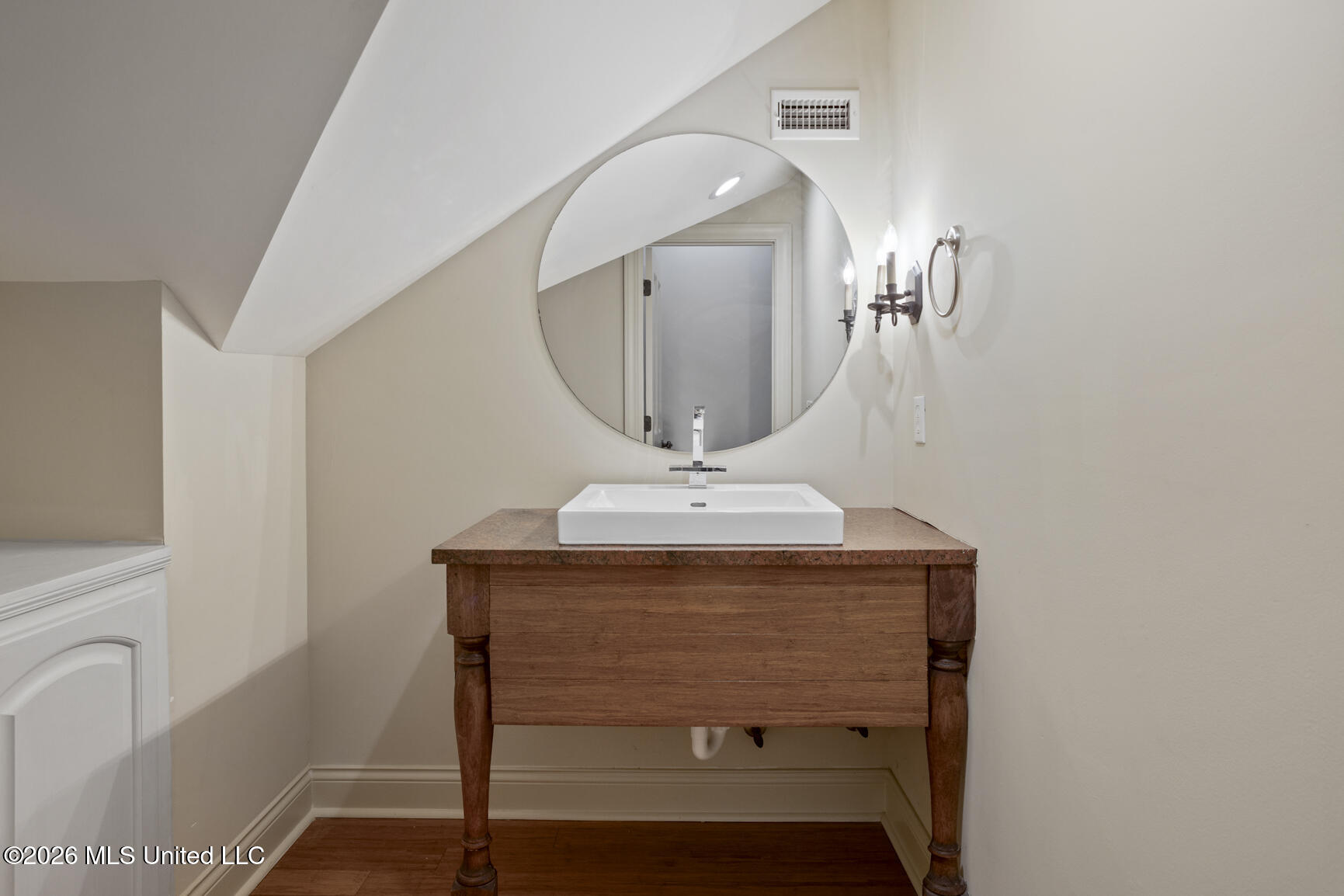 606 Arbor Way Property Photo 55
