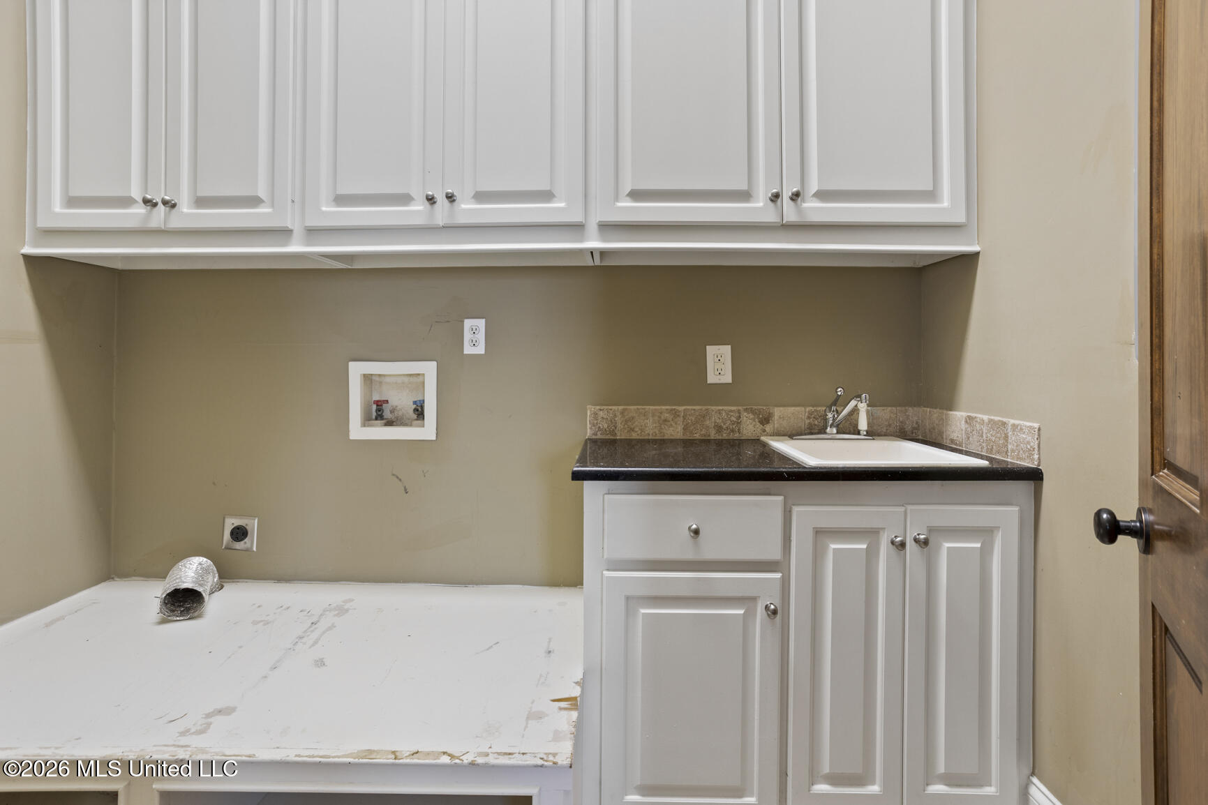 606 Arbor Way Property Photo 58