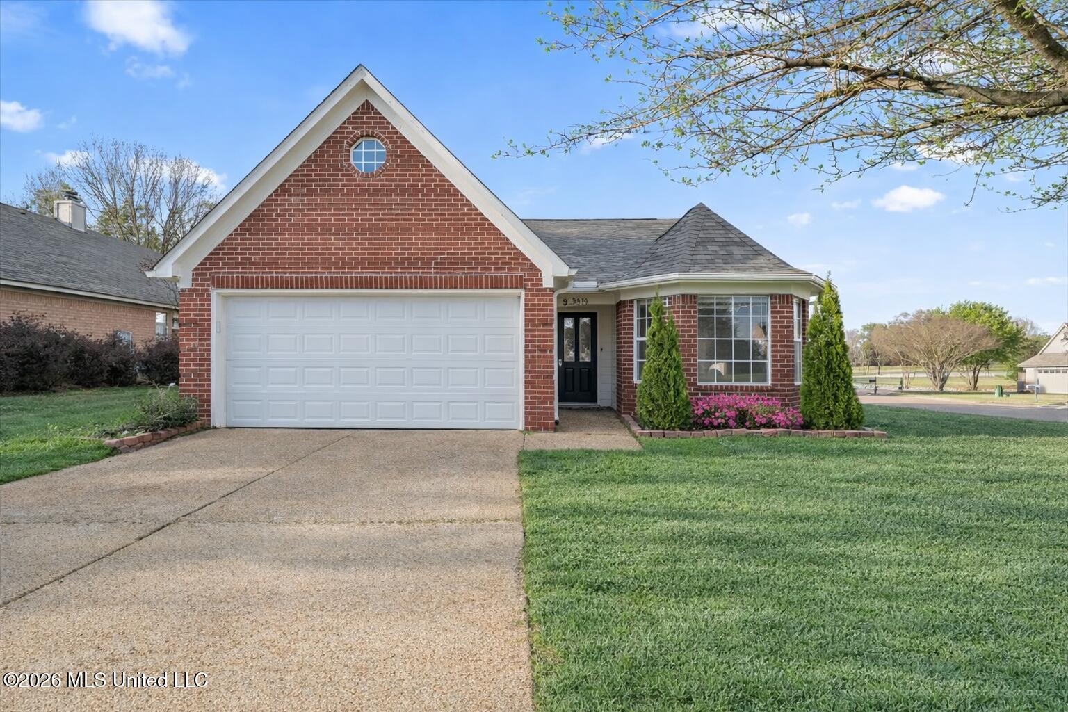 9438 Huron Drive Property Photo 1