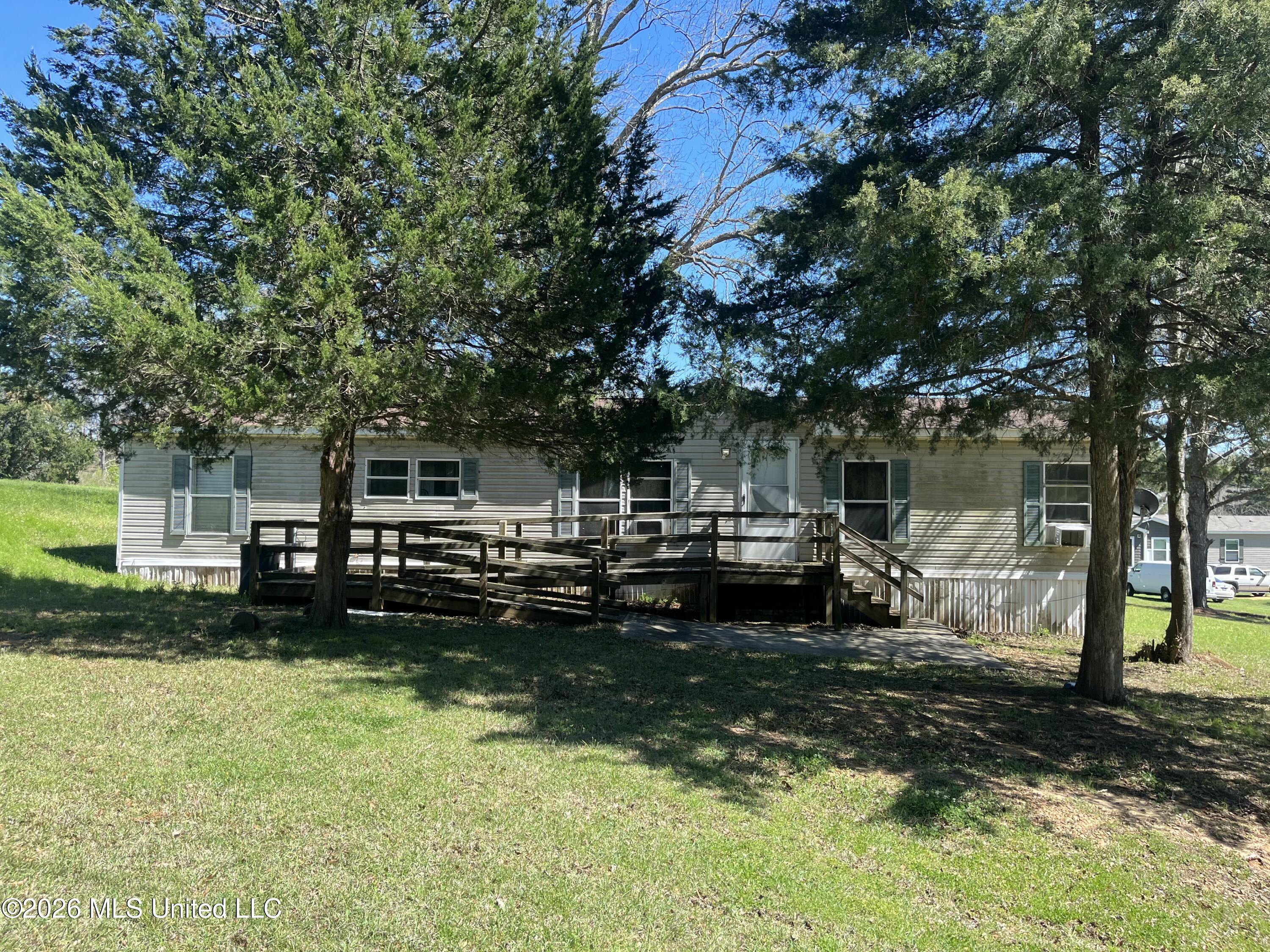 980 Tenner Road Property Photo 1