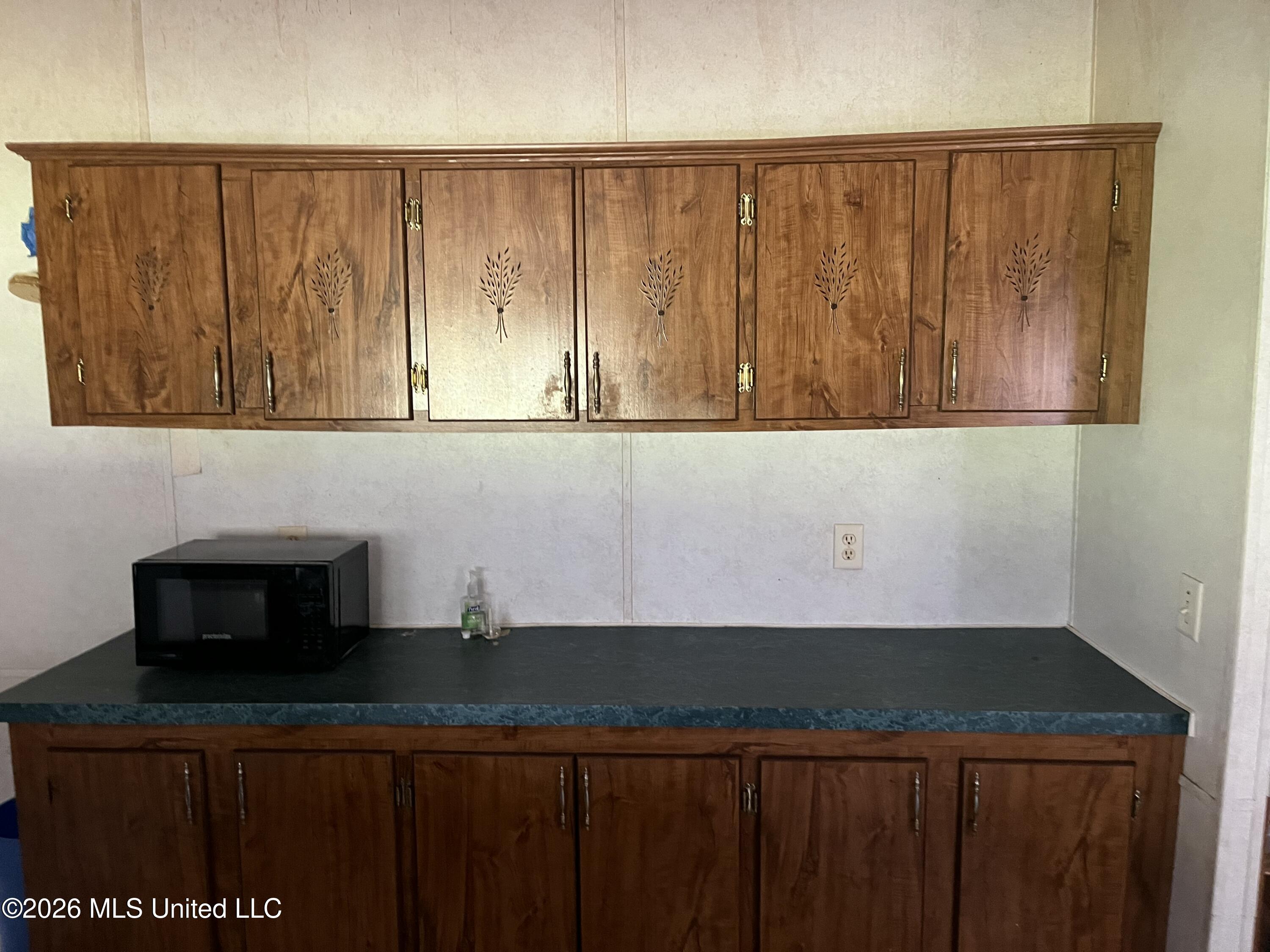 980 Tenner Road Property Photo 7