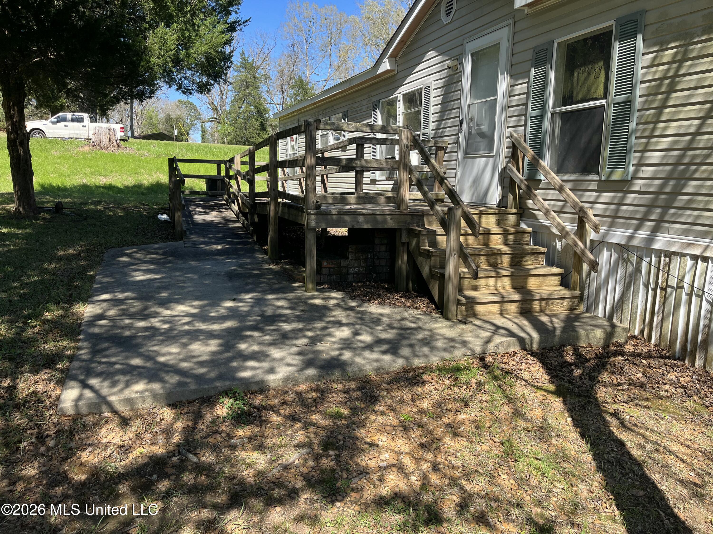 980 Tenner Road Property Photo 20