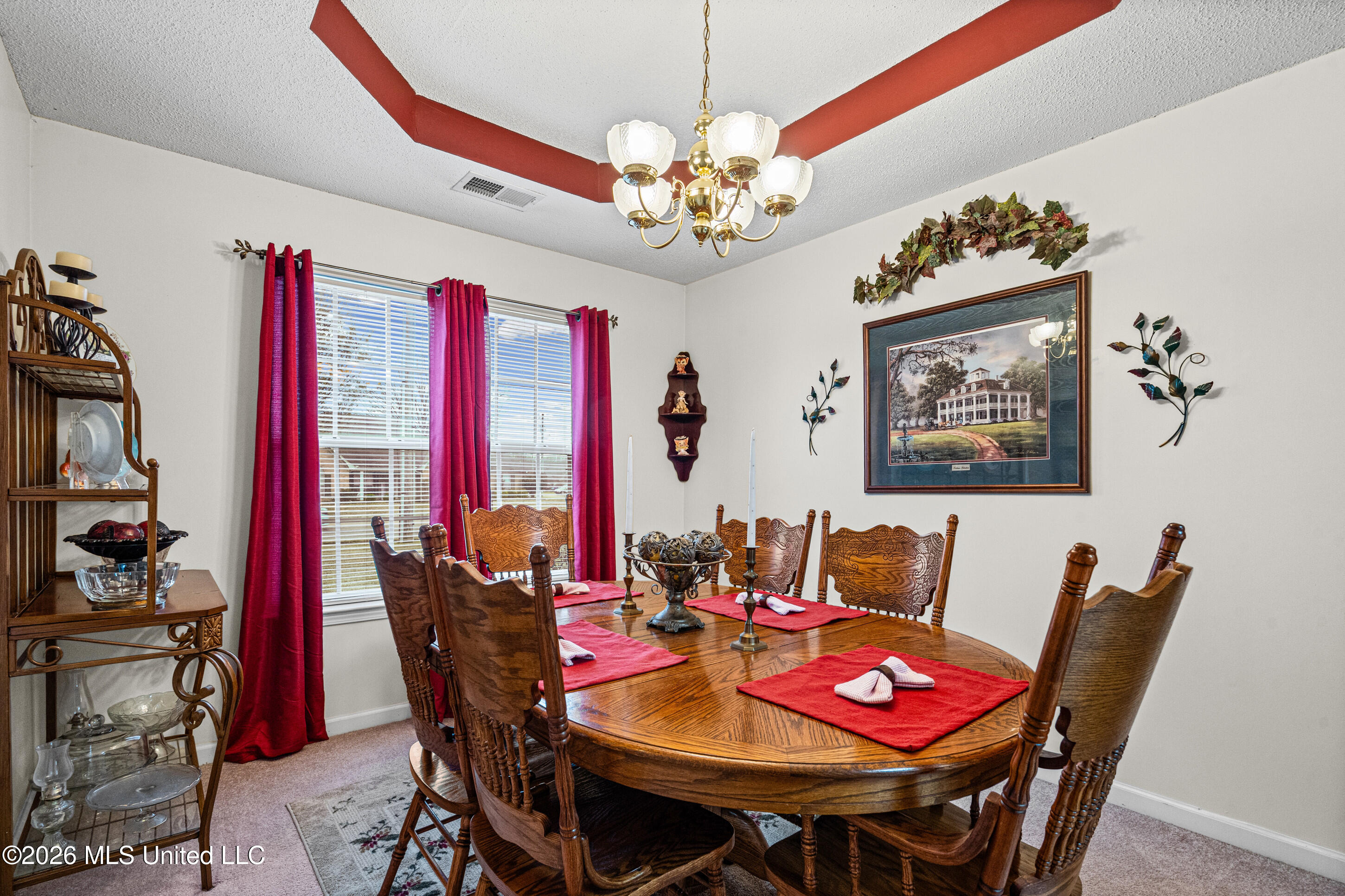 6546 Braybourne Main Property Photo 6