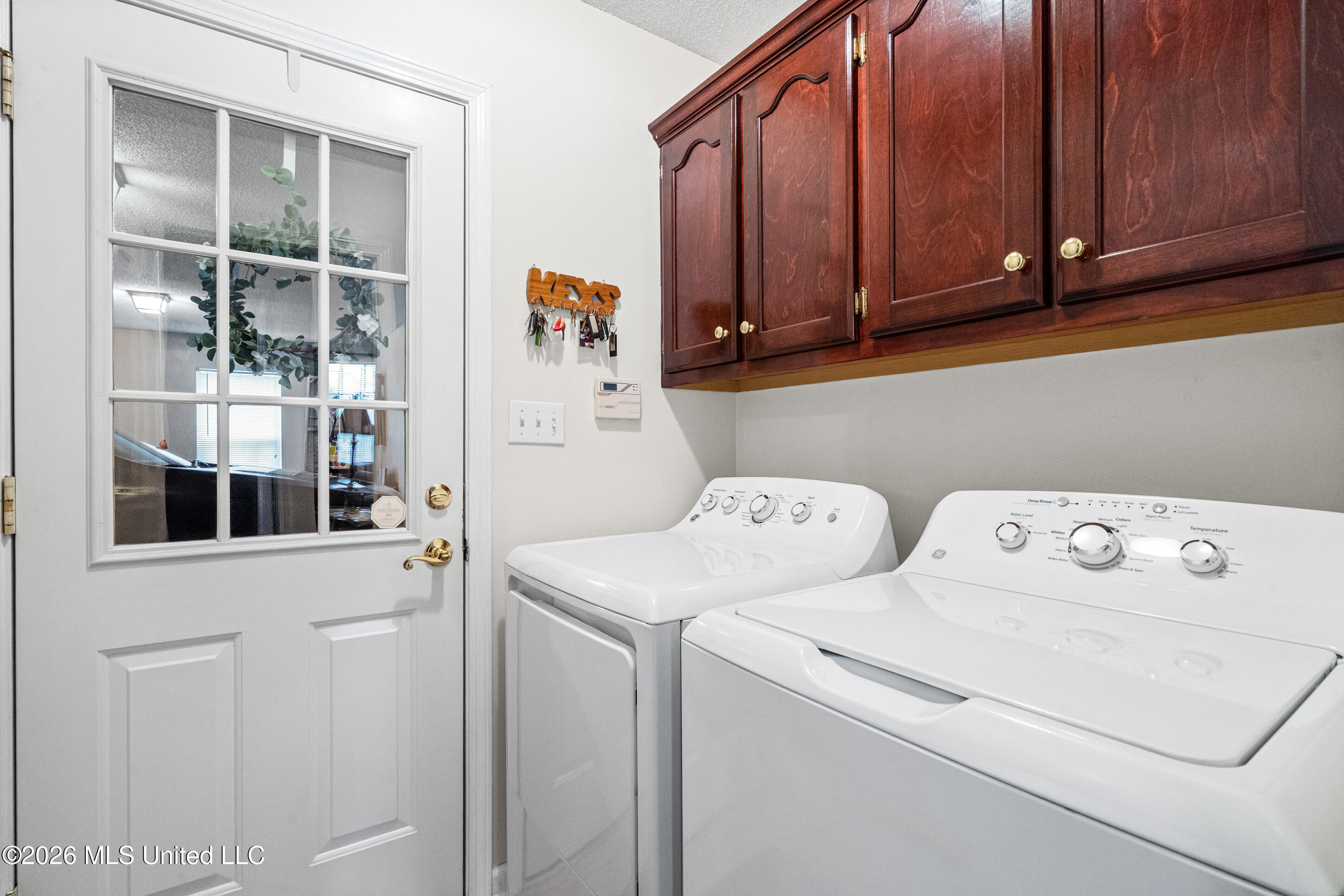 6546 Braybourne Main Property Photo 21