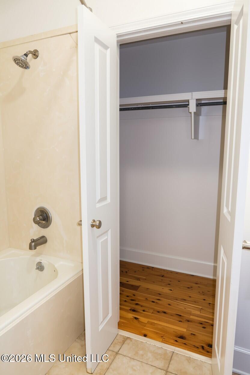 308 E Pearl Street Property Photo 10
