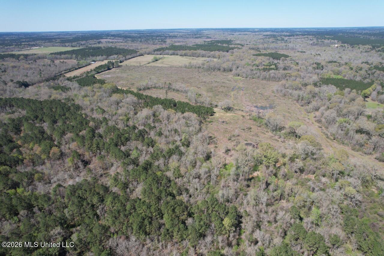 1009 Chance Road Property Photo 8