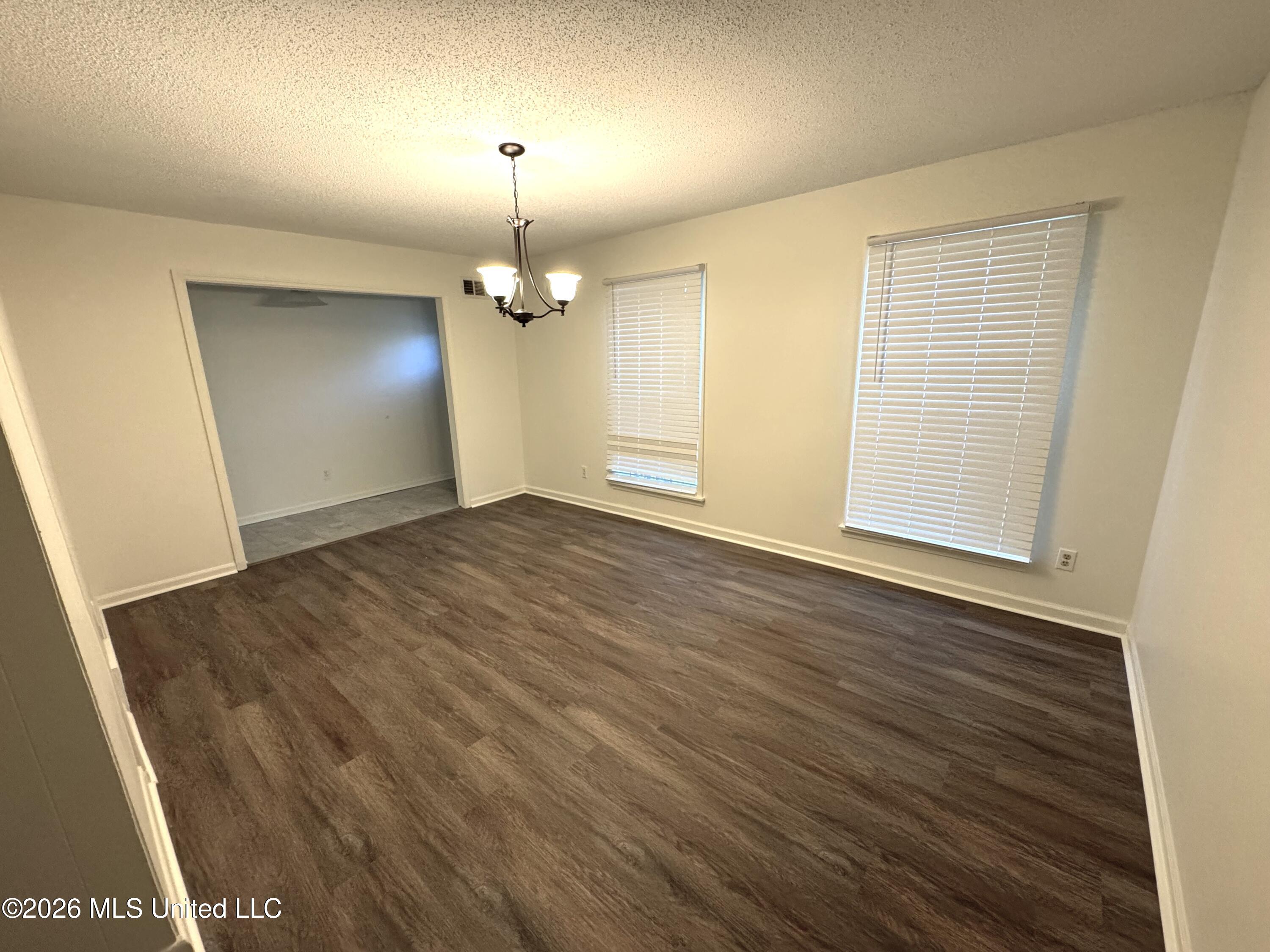 8761 Chesterfield Drive Property Photo 13