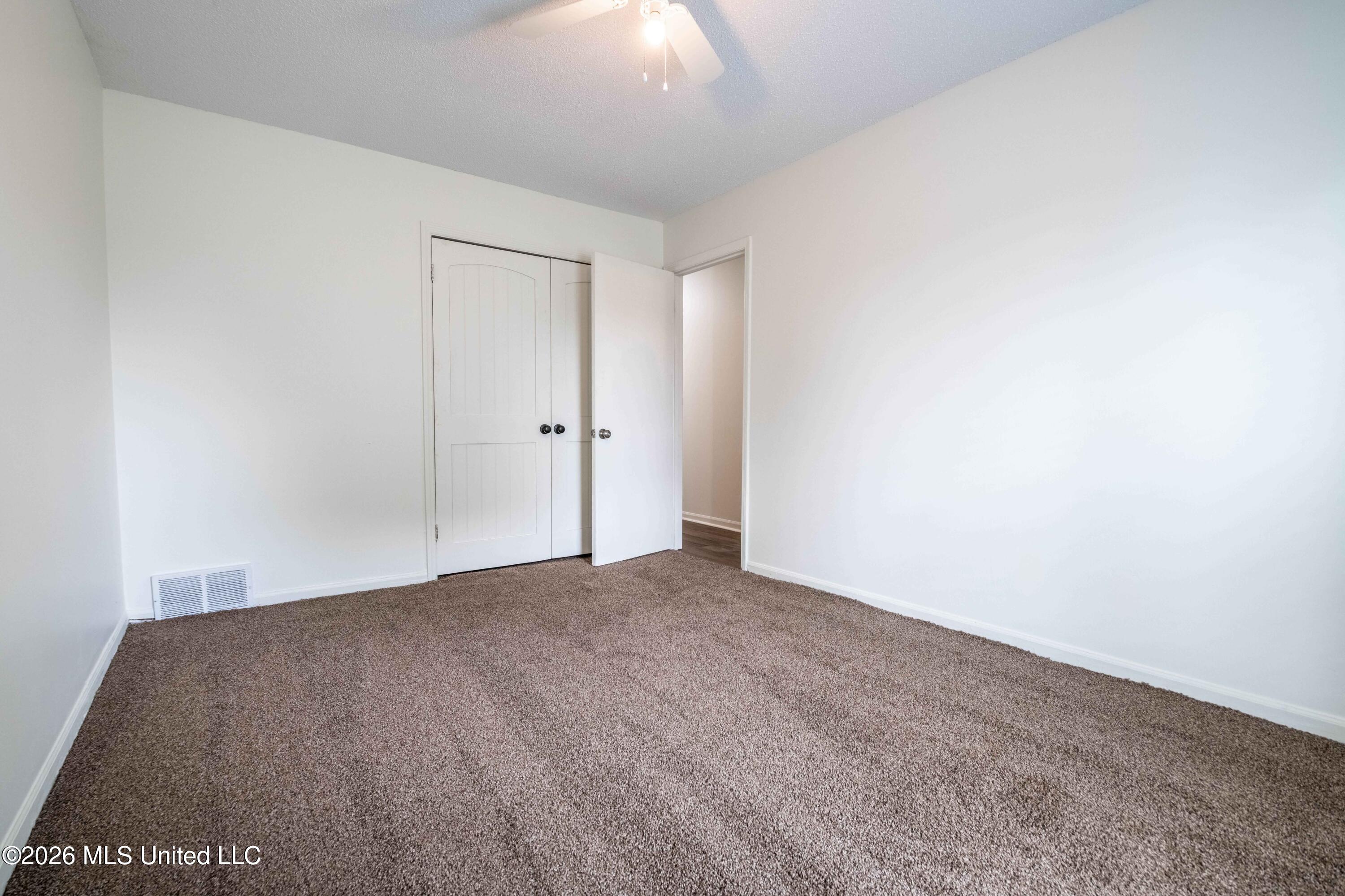 8761 Chesterfield Drive Property Photo 20