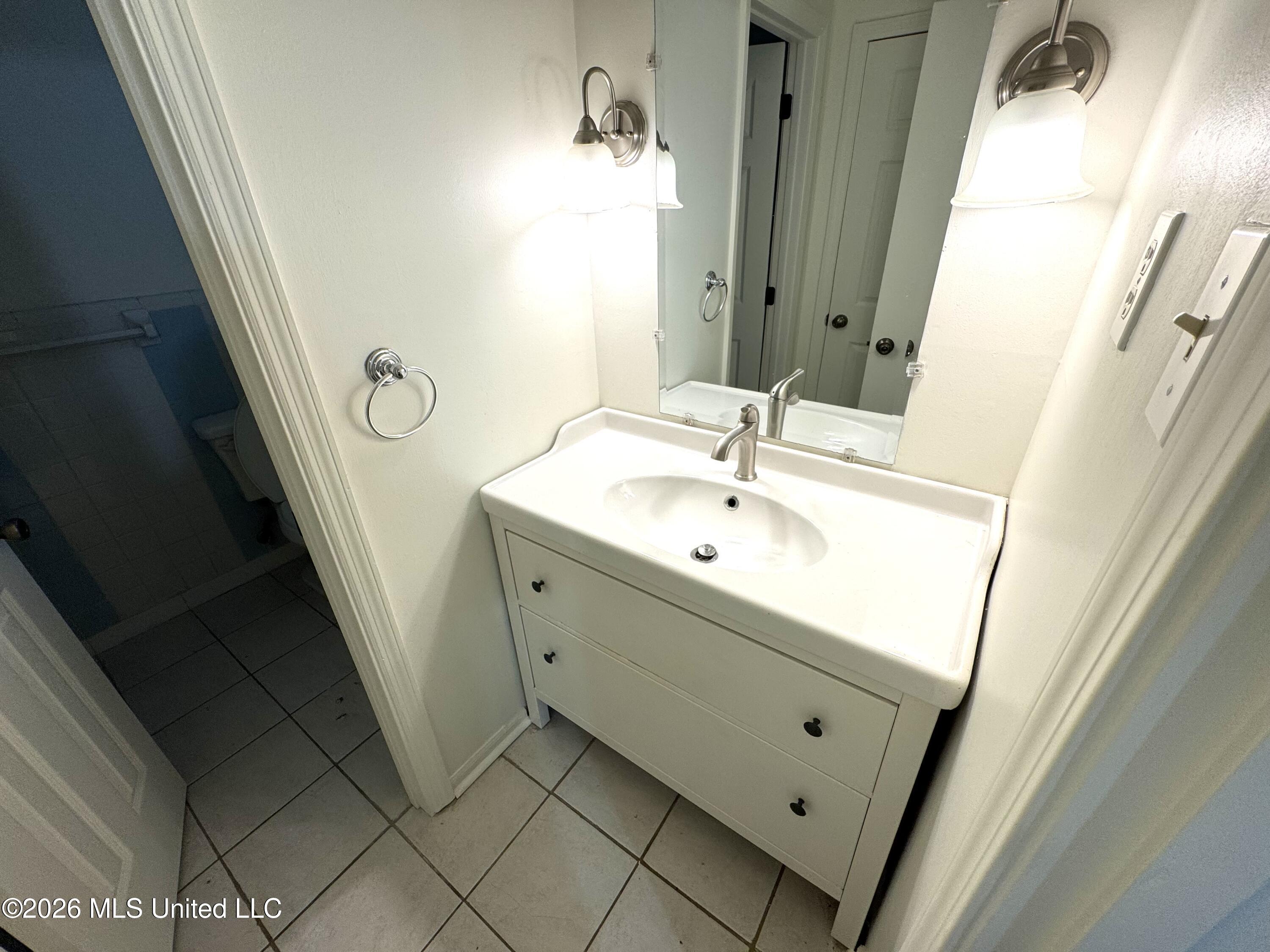 8761 Chesterfield Drive Property Photo 23