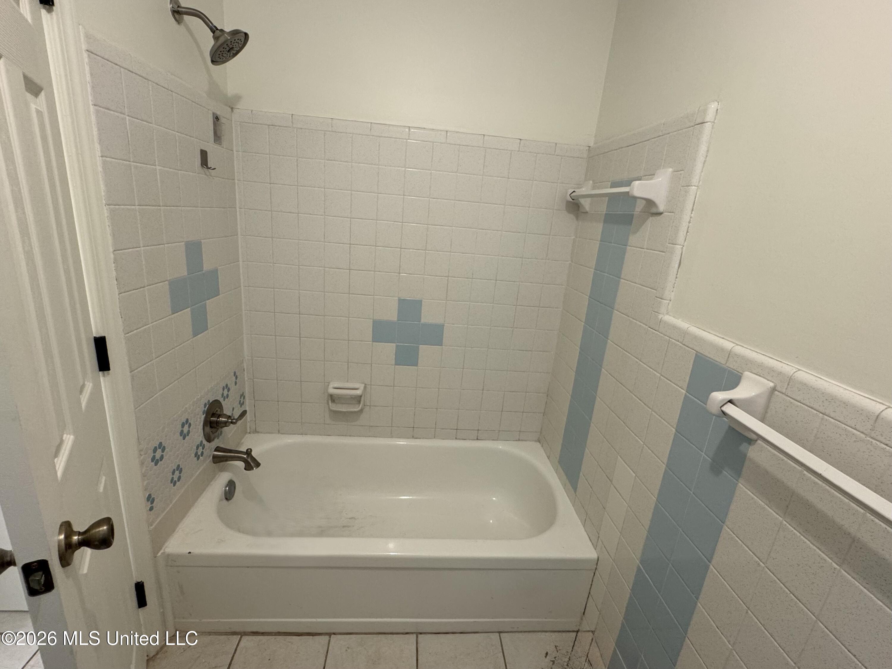 8761 Chesterfield Drive Property Photo 24
