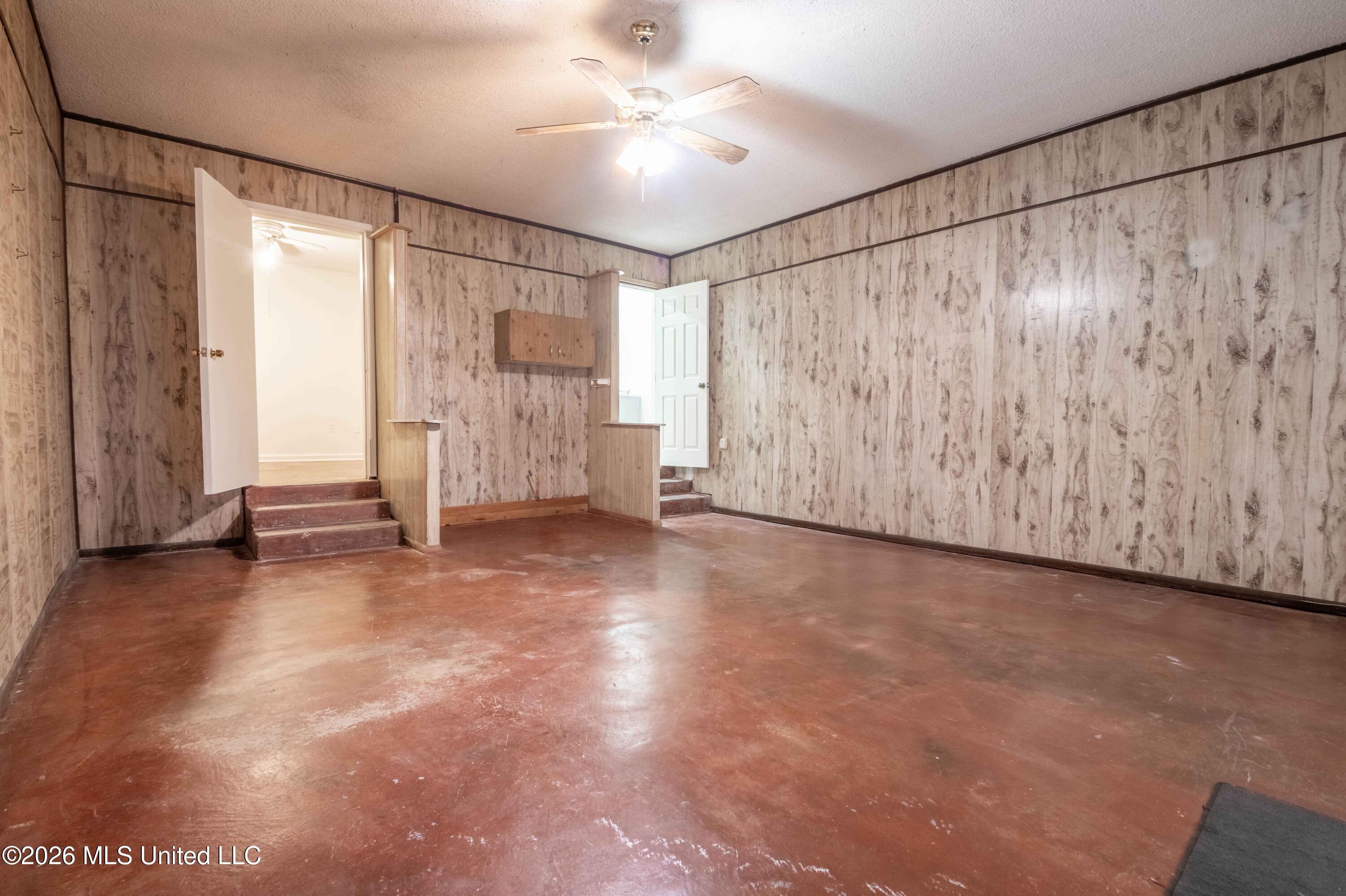 8761 Chesterfield Drive Property Photo 33