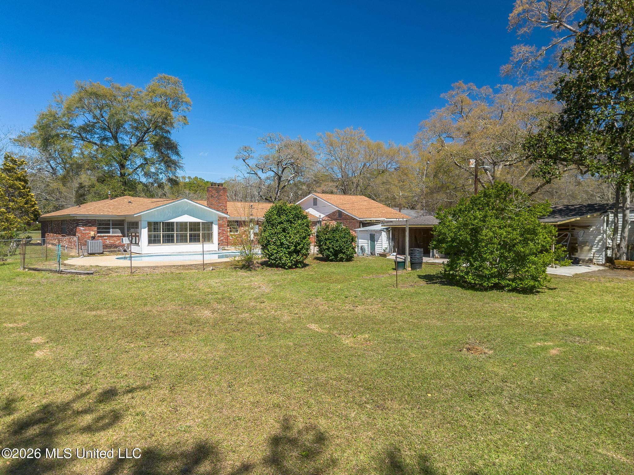 416 Howard Street Property Photo 26