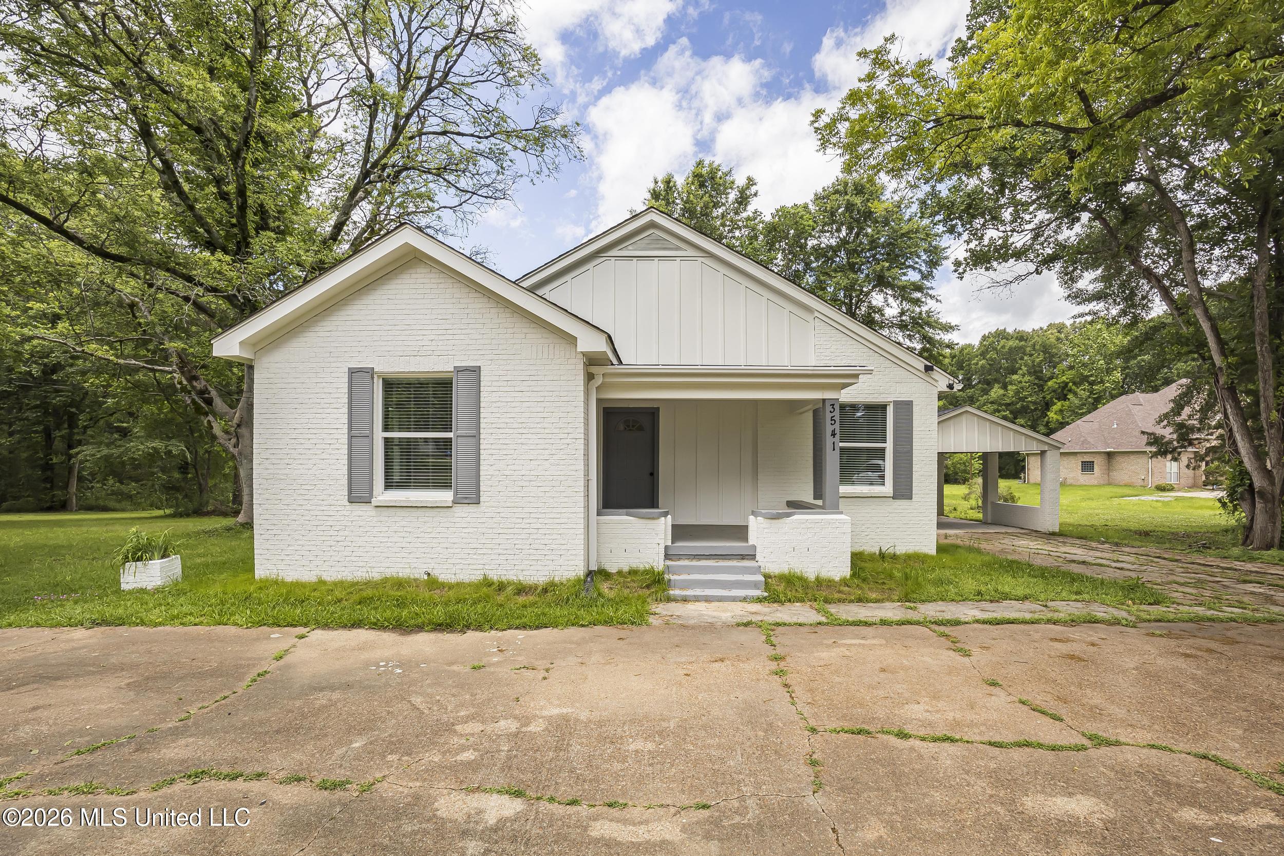 3541 N Liberty Street Property Photo 2